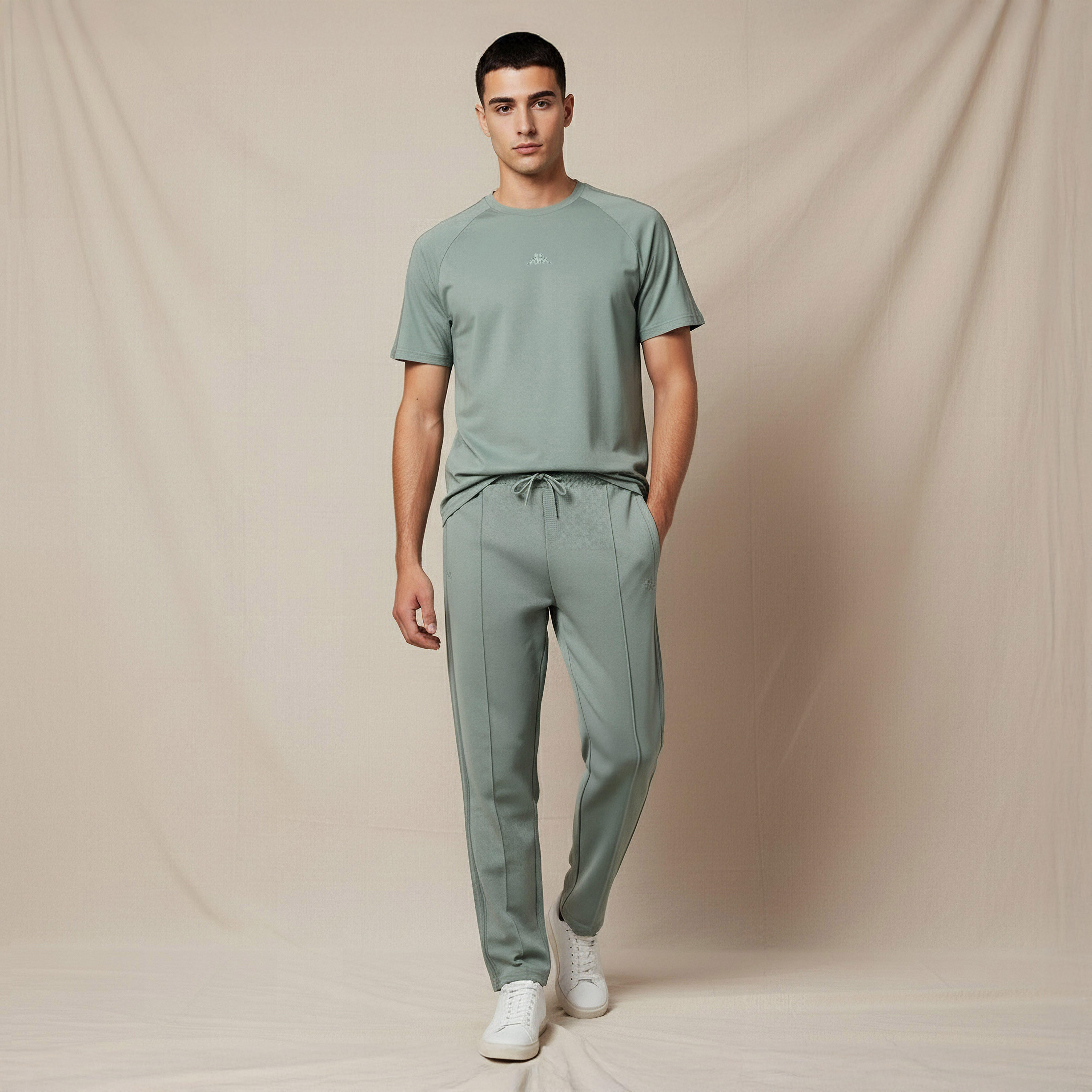 بنطلون رياضي رجالي برباط خصر من كابا-men-clothing-sportswearandactivewear-tracksuits-image-4