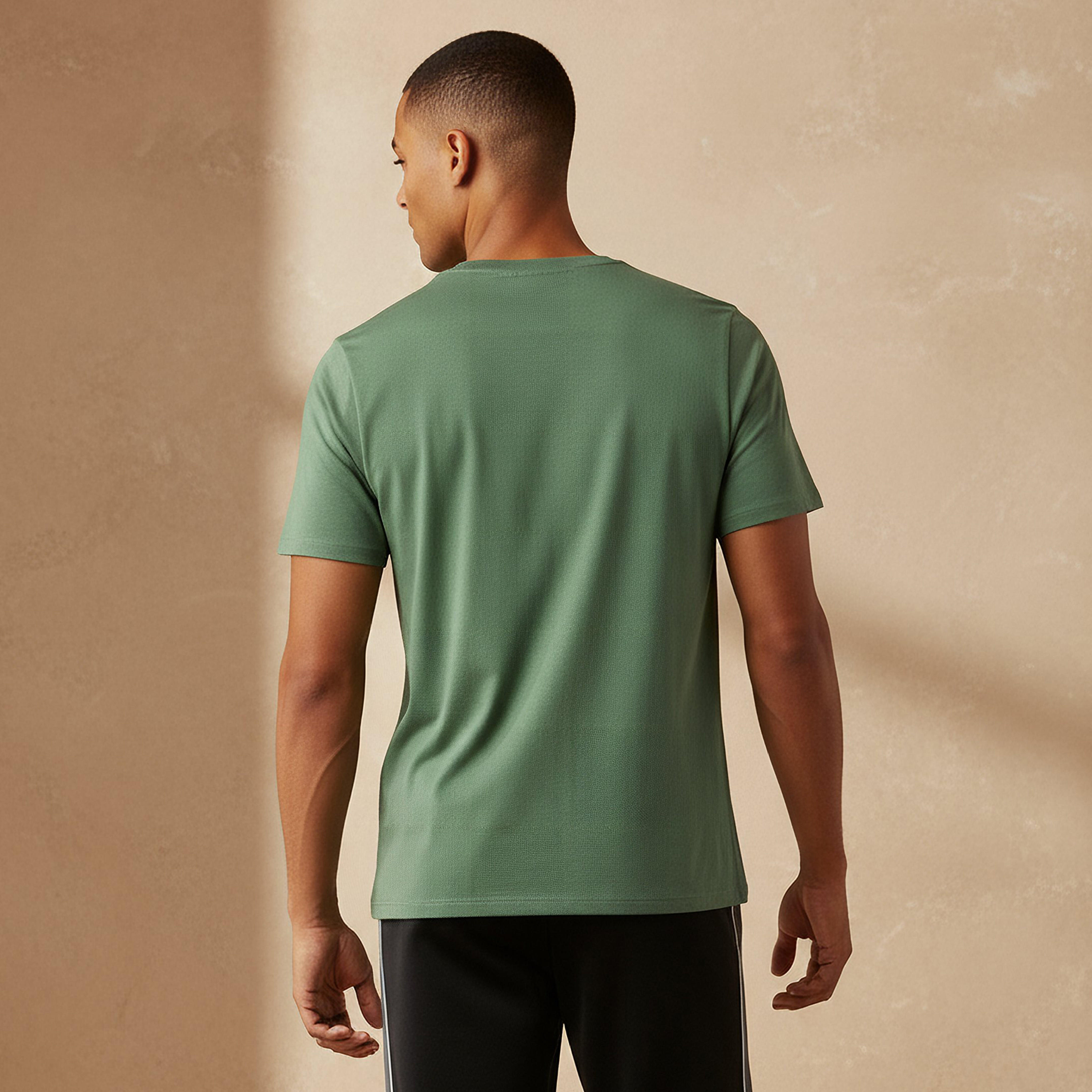 Kappa Men Logo Print T-shirt-men-clothing-sportswearandactivewear-tshirtsandpolos-image-3