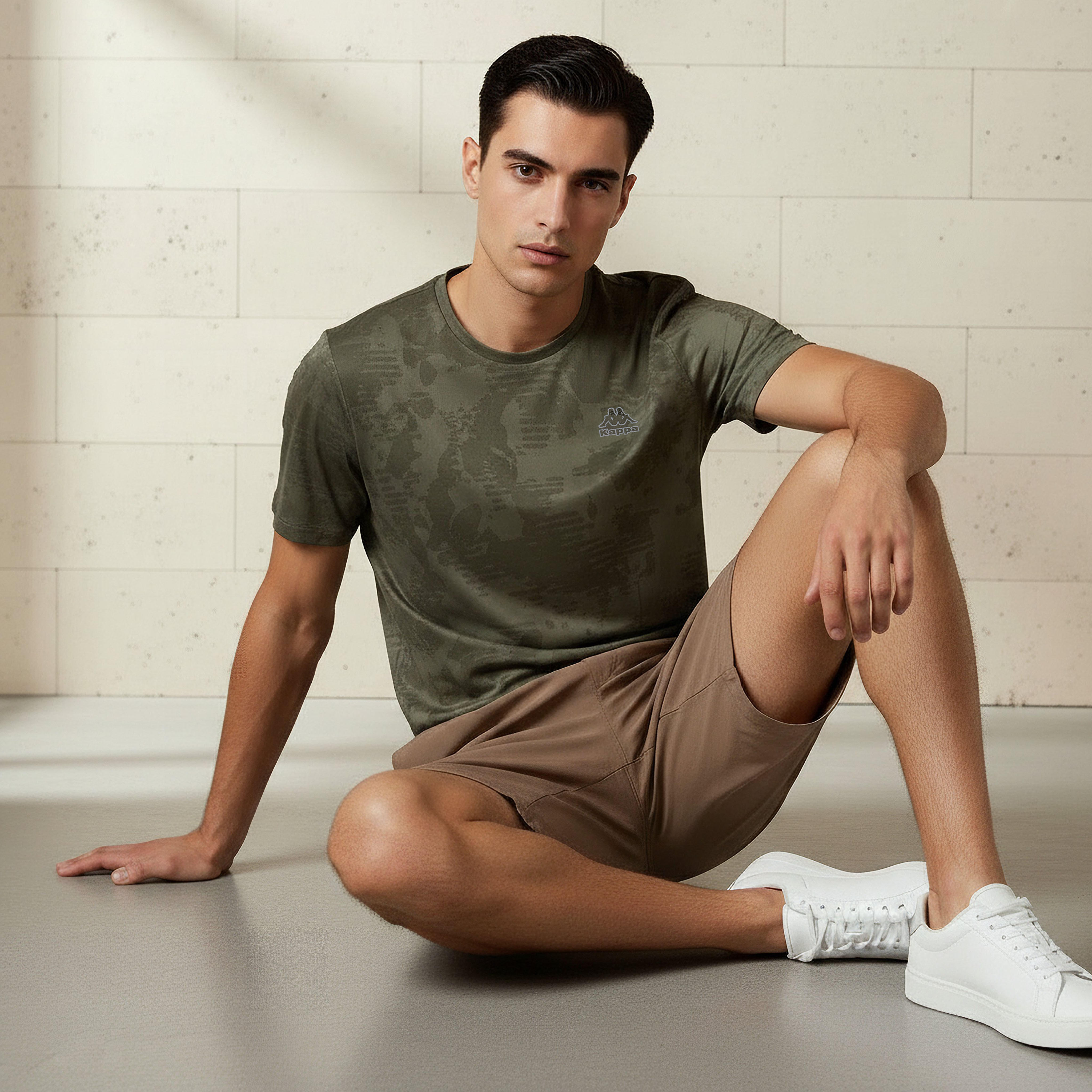 تيشيرت رجالي رياضي بارز الملمس من كابا-men-clothing-sportswearandactivewear-tshirtsandpolos-image-1