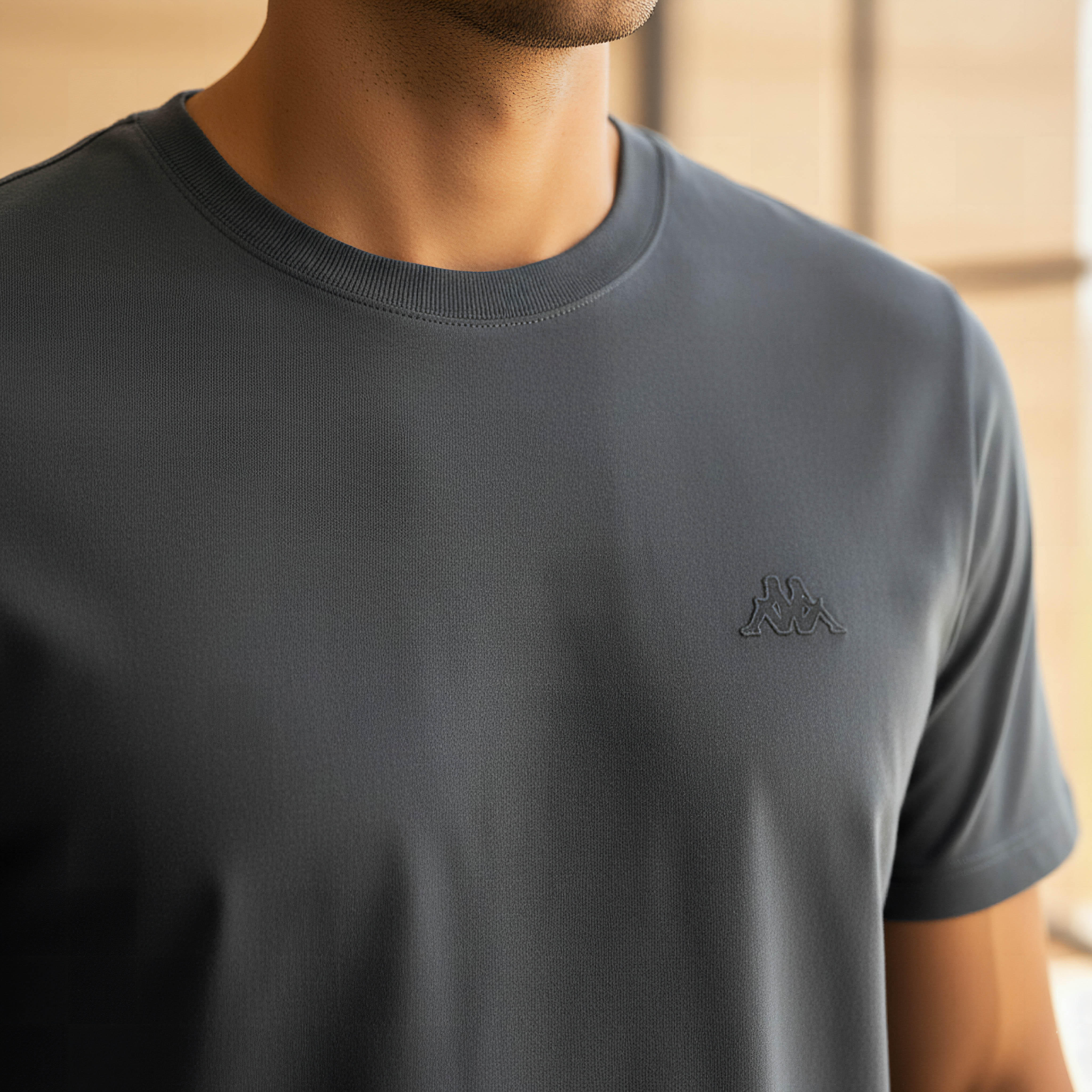 تيشيرت رجالي بطبعات شعار من كابا-men-clothing-sportswearandactivewear-tshirtsandpolos-image-4