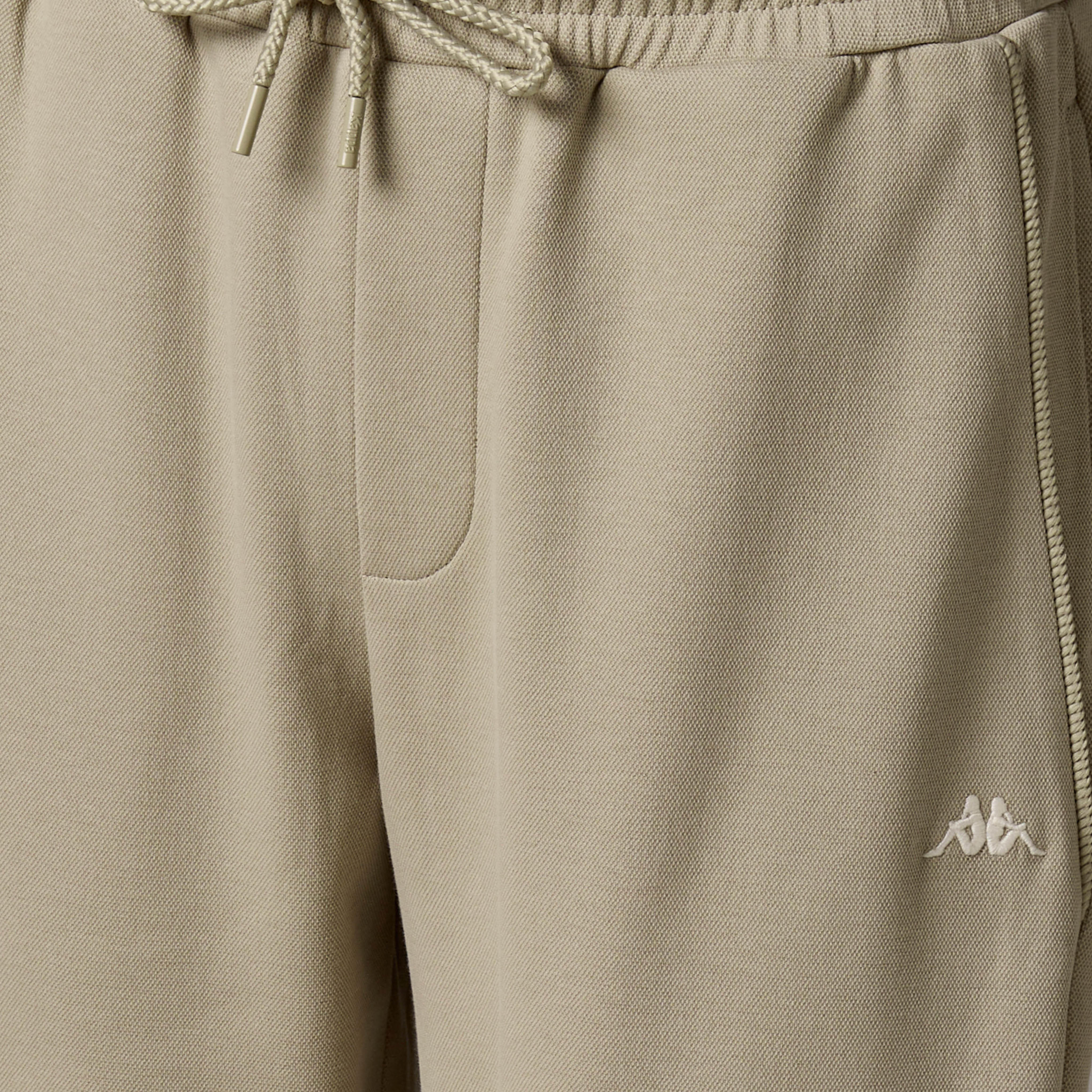 Kappa Men Relaxed Fit Joggers with Pockets-men-clothing-sportswearandactivewear-bottoms-joggers-image-4