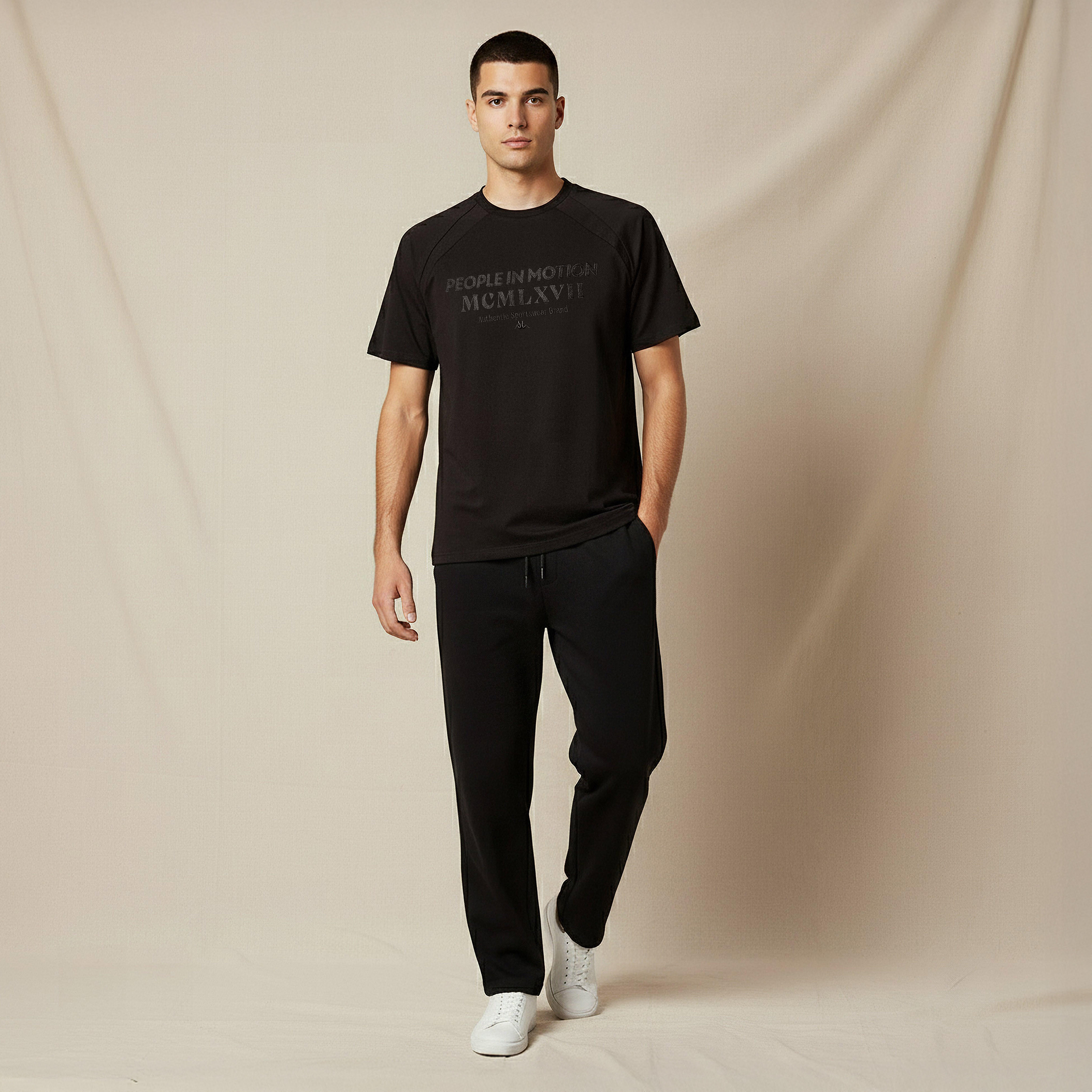 تيشيرت رجالي مطرز من كابا-men-clothing-sportswearandactivewear-tshirtsandpolos-image-3