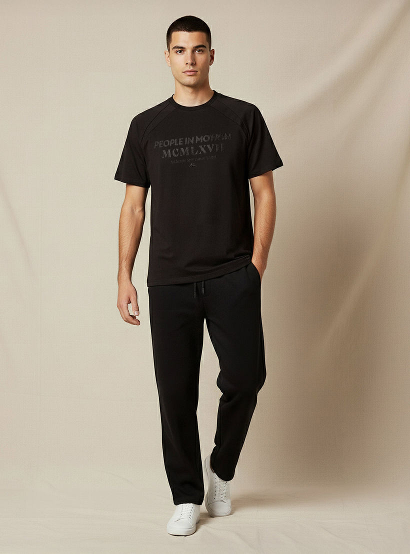 تيشيرت رجالي مطرز من كابا-men-clothing-sportswearandactivewear-tshirtsandpolos-image-3