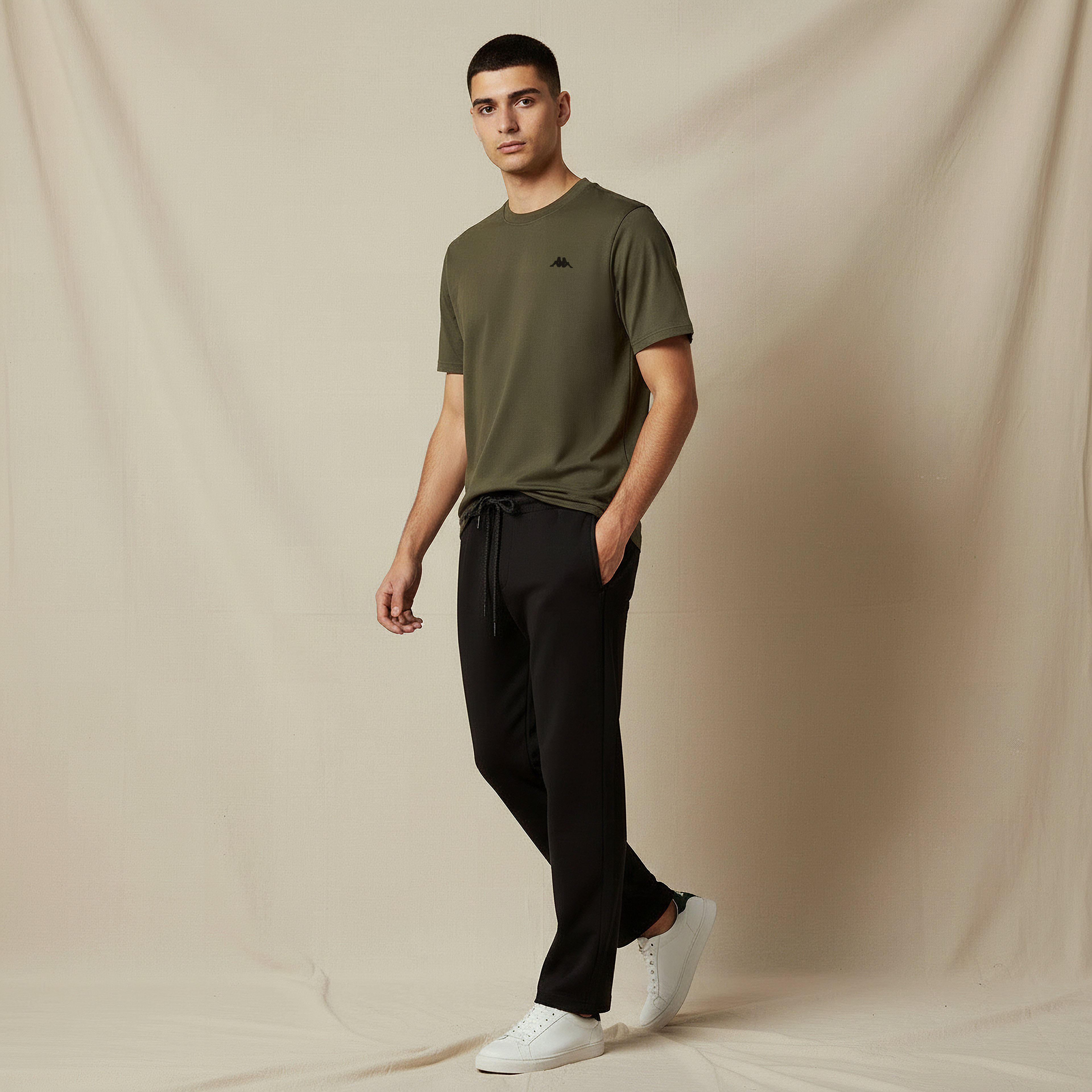 تيشيرت رجالي بطبعات شعار من كابا-men-clothing-sportswearandactivewear-tshirtsandpolos-image-3