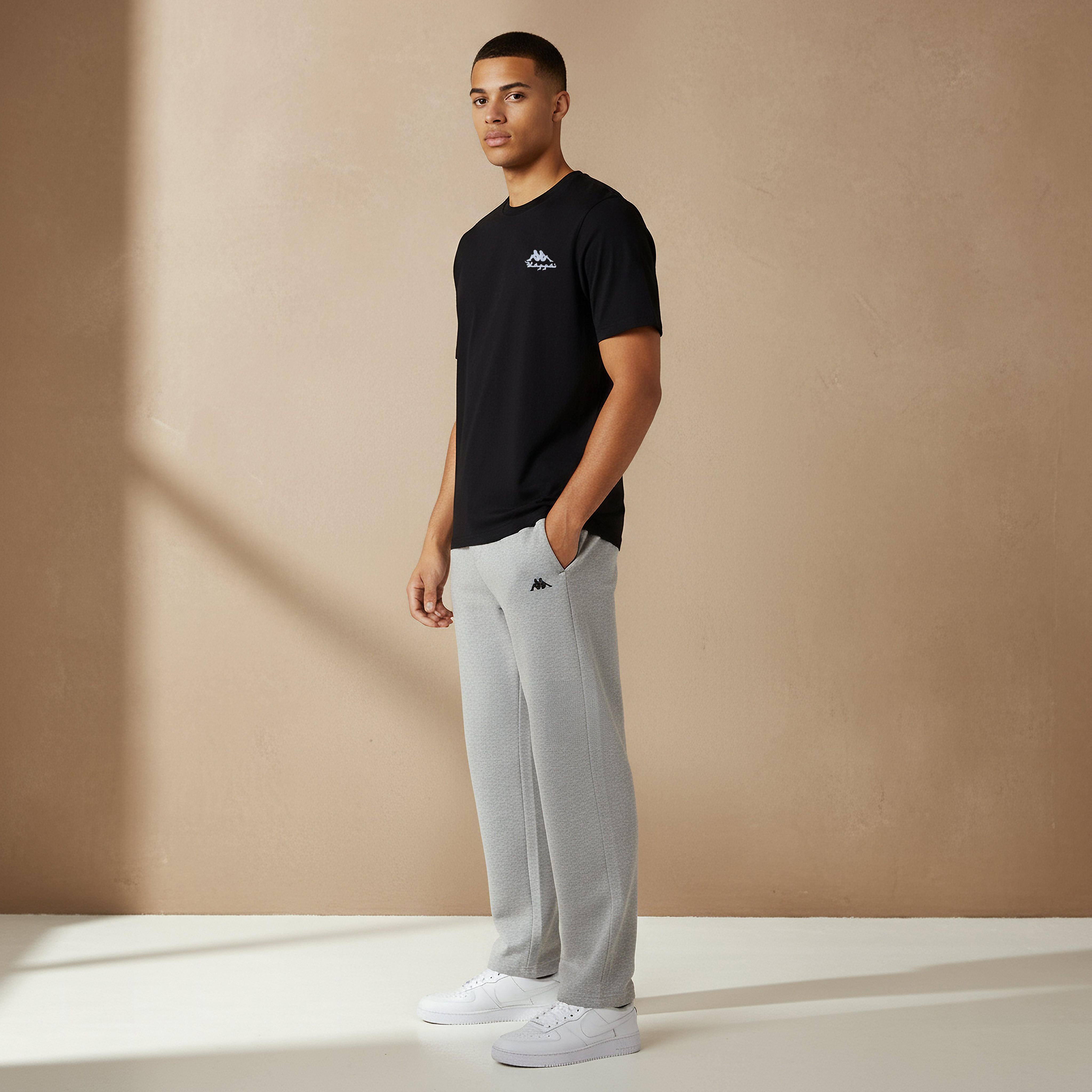 تيشيرت رجالي بطبعات شعار من كابا-men-clothing-sportswearandactivewear-tshirtsandpolos-image-2