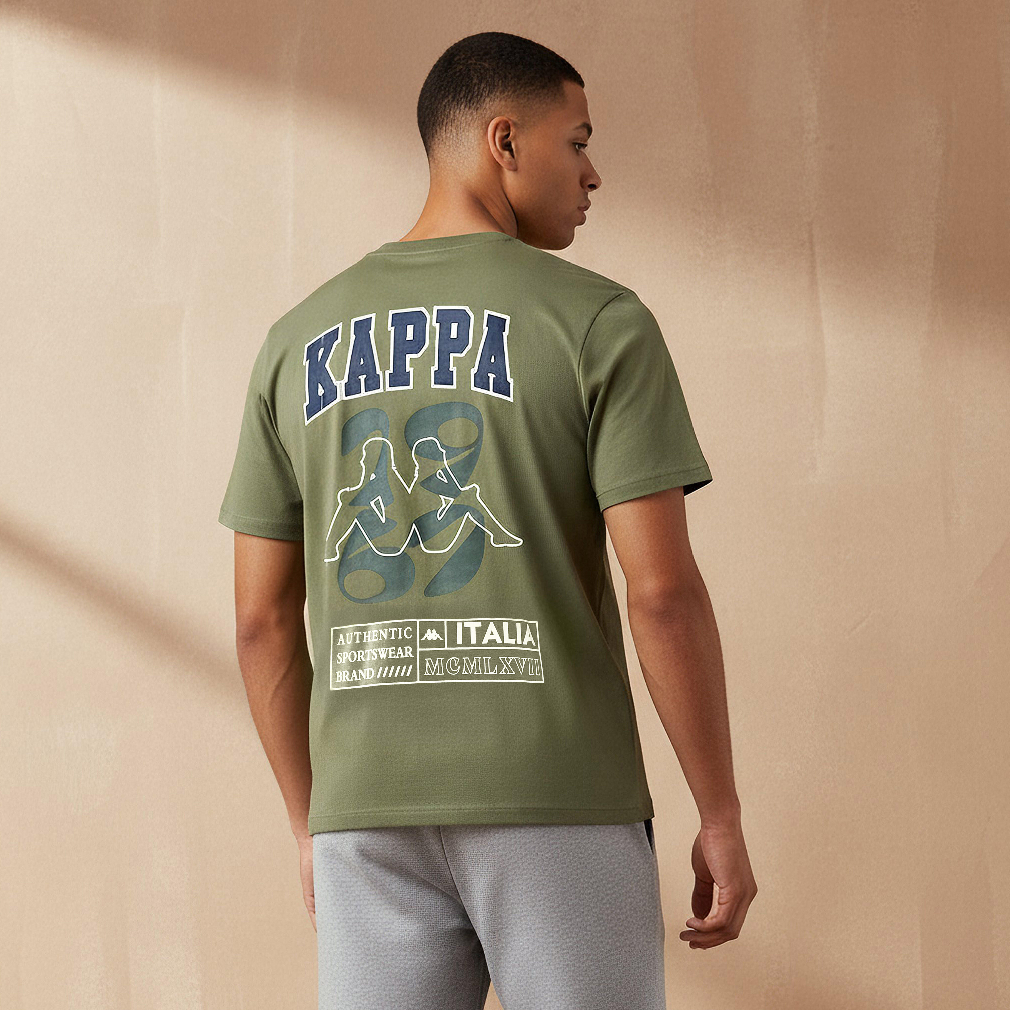 تيشيرت رجالي بطبعات شعار من كابا-men-clothing-sportswearandactivewear-tshirtsandpolos-image-3