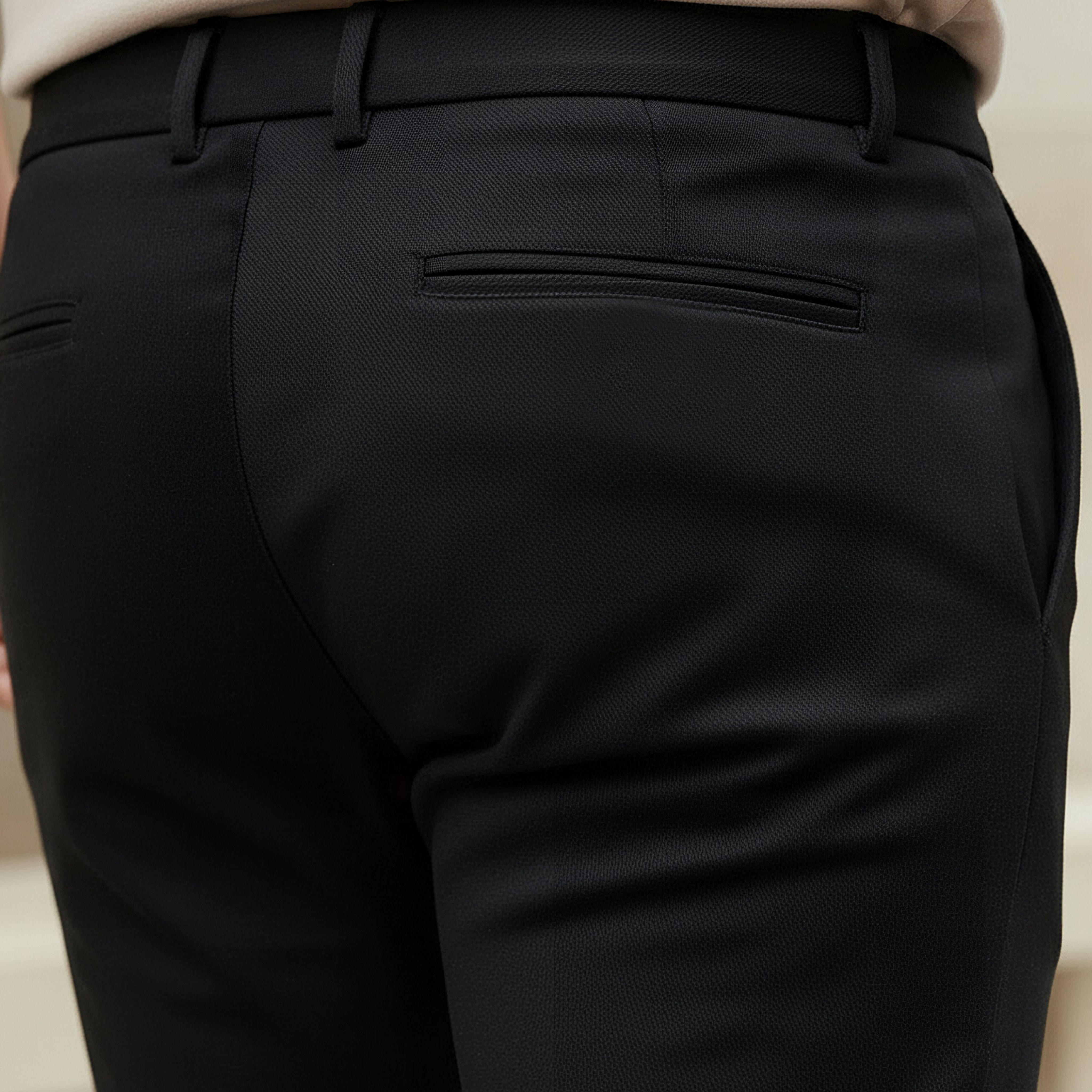 بنطلون رجالي بجيوب من لاف بانجولين-men-clothing-bottoms-trousersandchinos-trousers-image-4