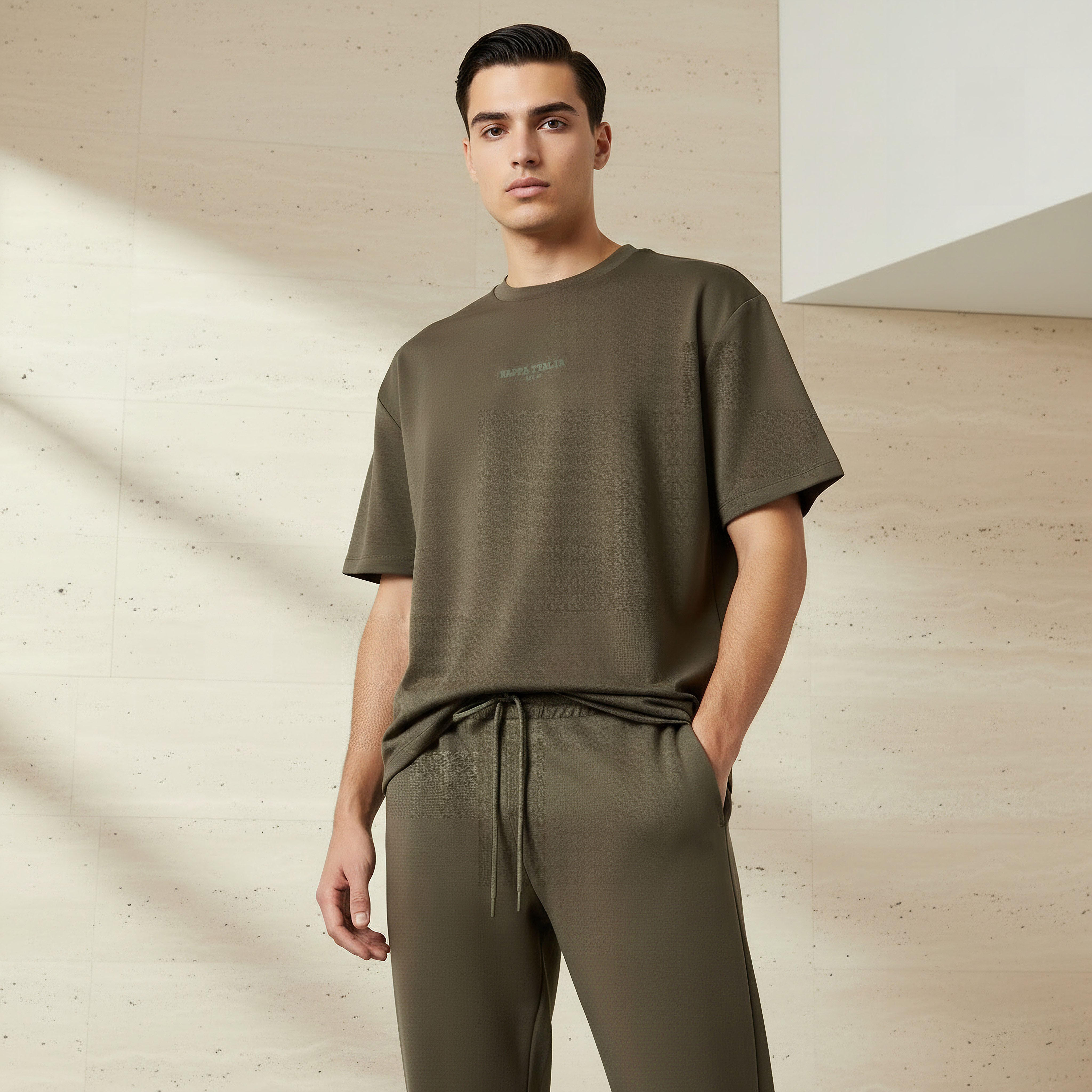 تيشيرت بطبعات شعار للرجال من كابا-men-clothing-sportswearandactivewear-tshirtsandpolos-image-1