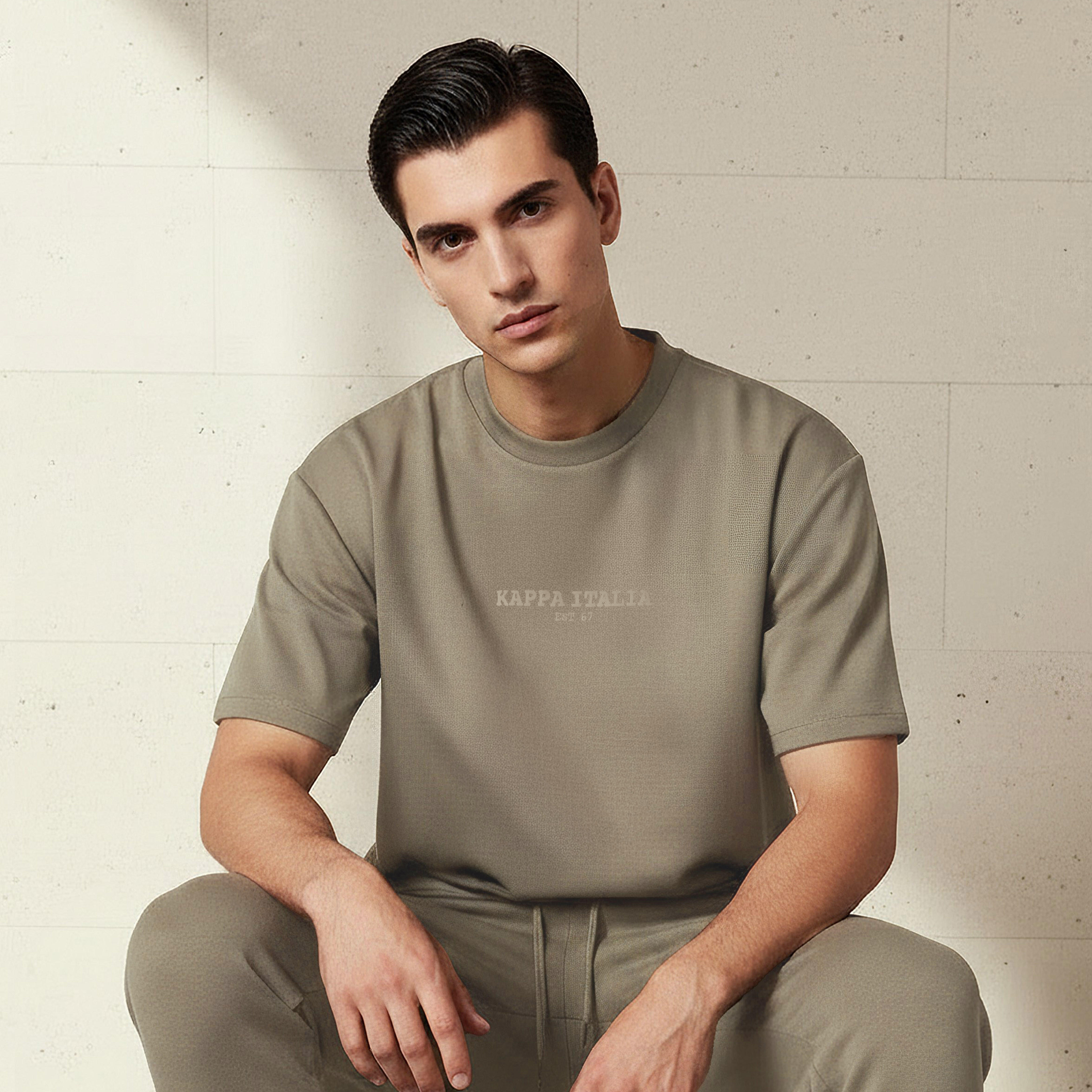 تيشيرت بطبعات شعار للرجال من كابا-men-clothing-sportswearandactivewear-tshirtsandpolos-image-1