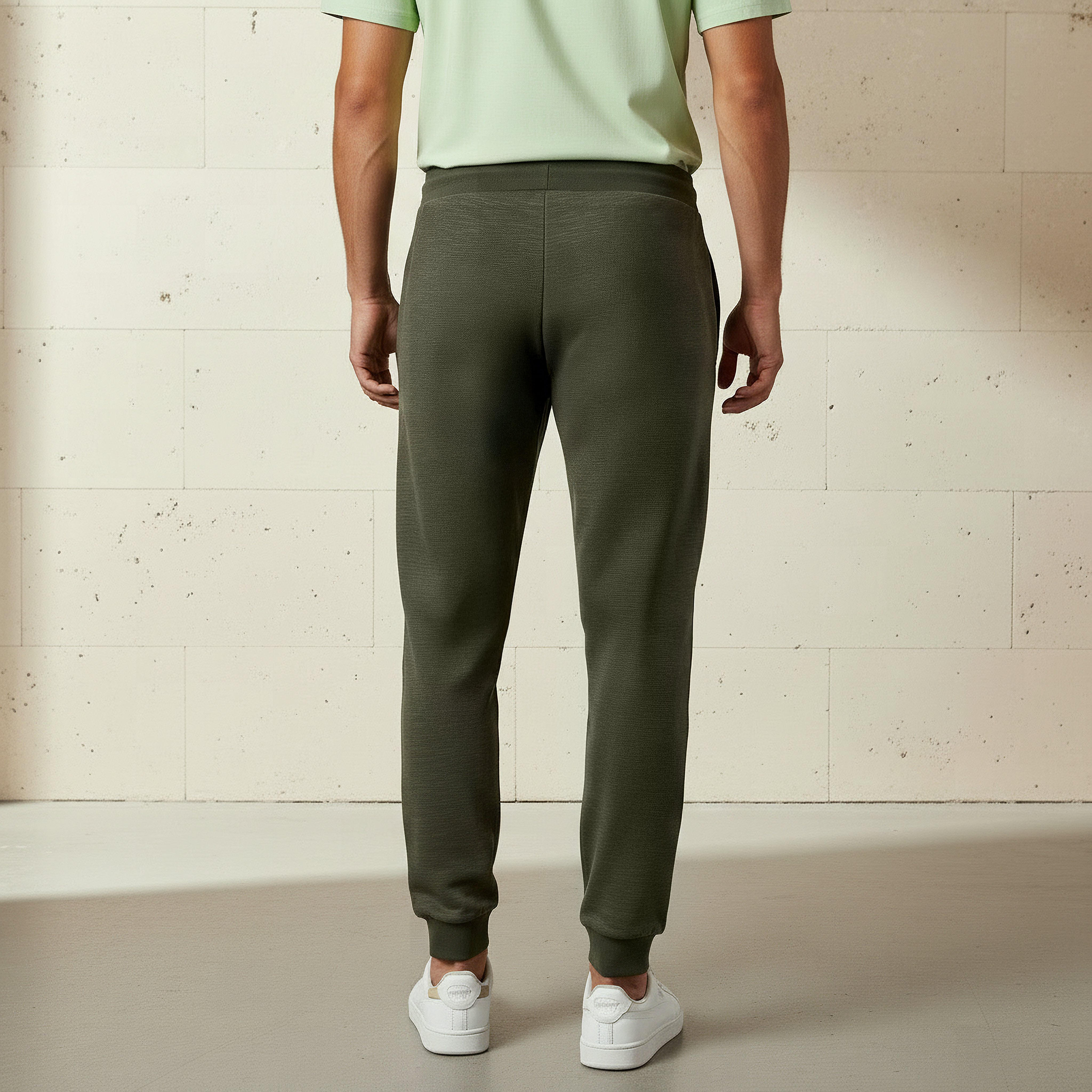 Men Regular Fit Joggers with Drawstring Waist-men-clothing-sportswearandactivewear-bottoms-joggers-image-4