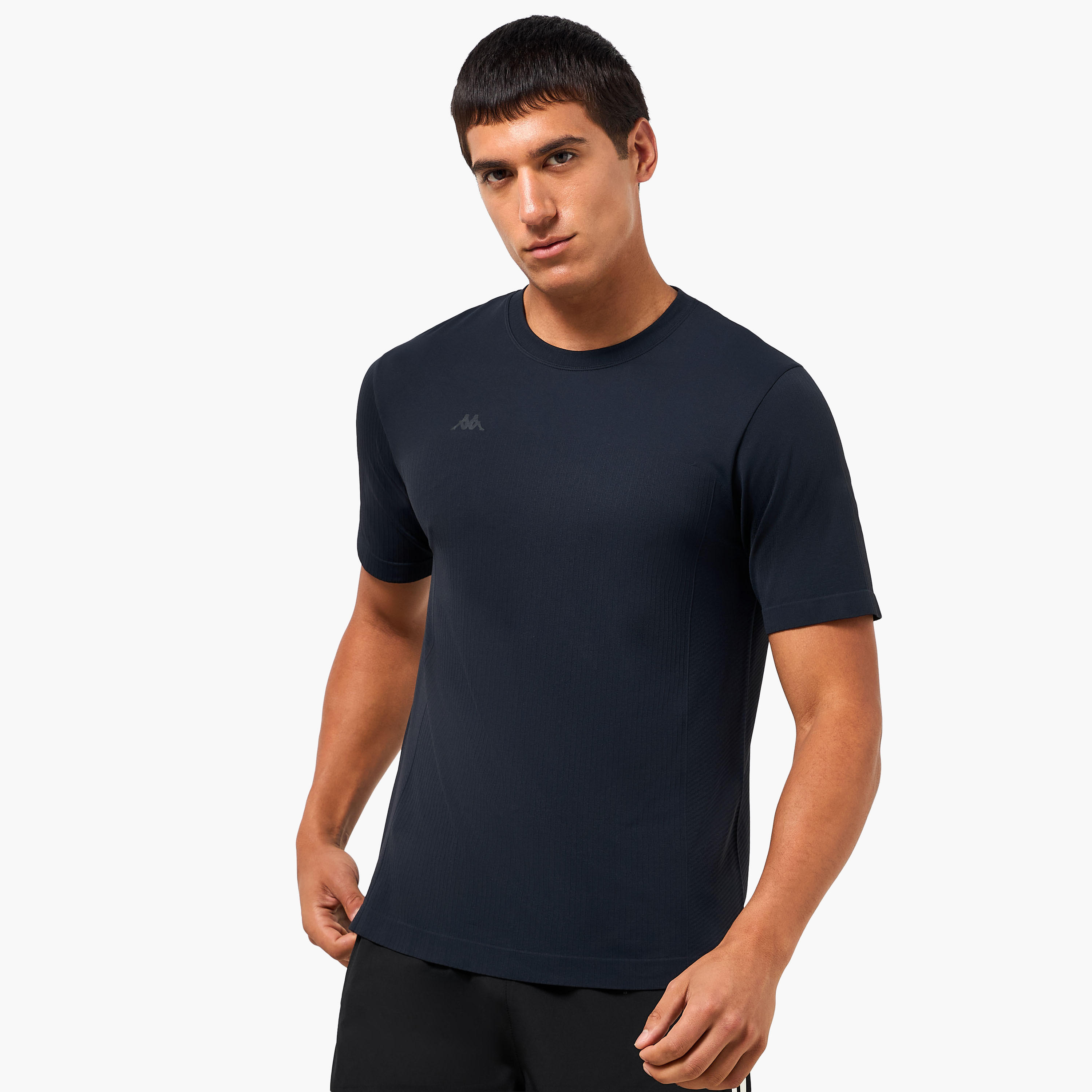 تيشيرت مضلع بدون درزات بلمسة ناعمة من كابا-men-clothing-sportswearandactivewear-tshirtsandpolos-image-1