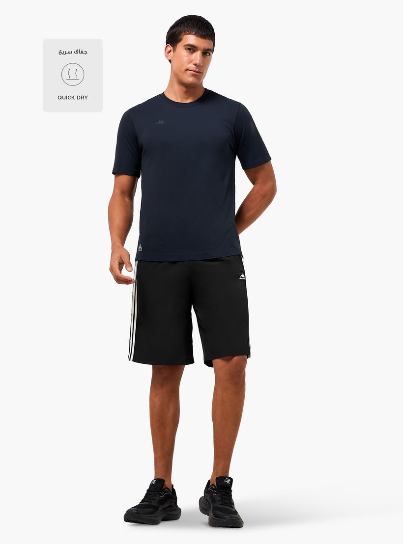 تيشيرت مضلع بدون درزات بلمسة ناعمة من كابا-men-clothing-sportswearandactivewear-tshirtsandpolos-image-3