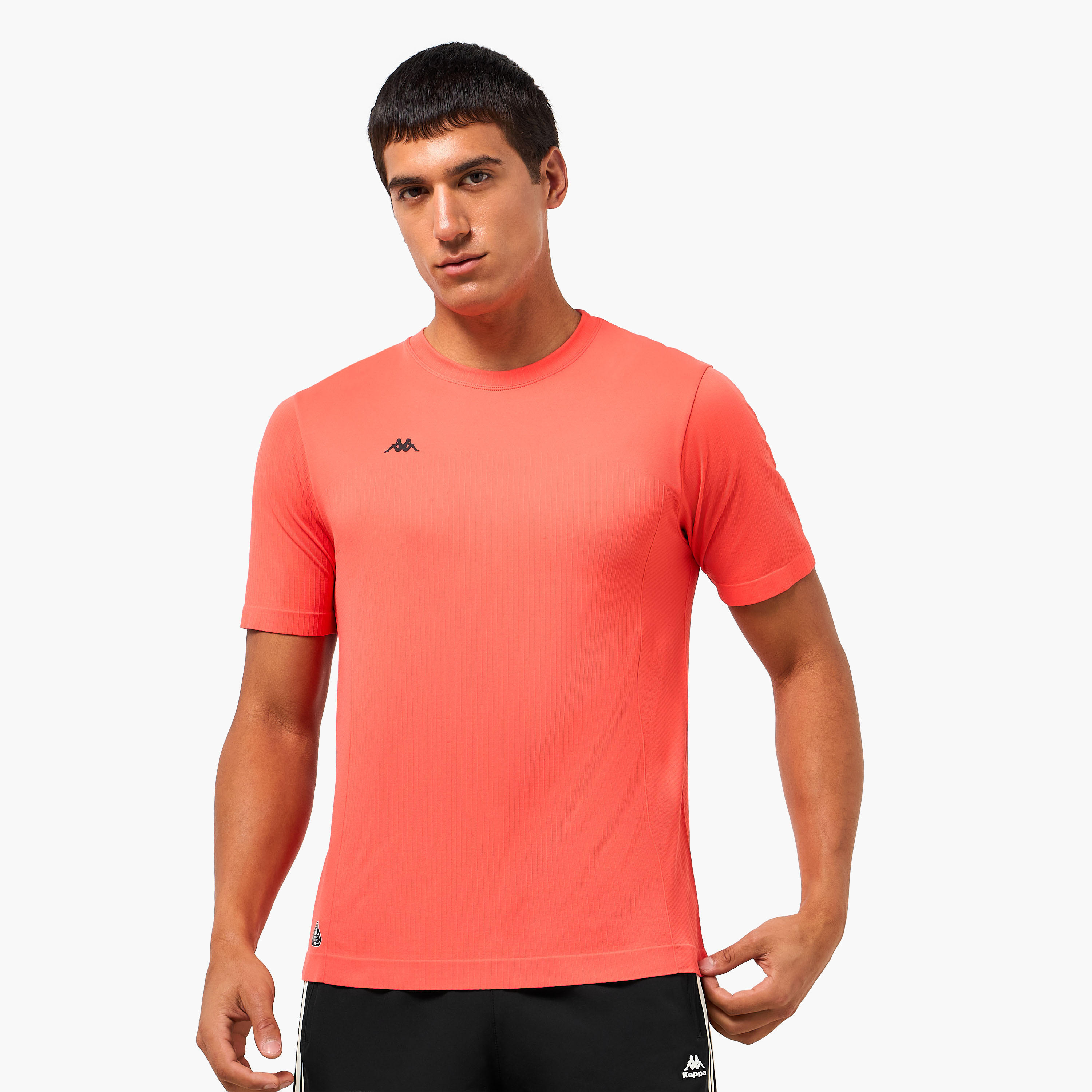 تيشيرت مضلع بدون درزات بلمسة ناعمة من كابا-men-clothing-sportswearandactivewear-tshirtsandpolos-image-1