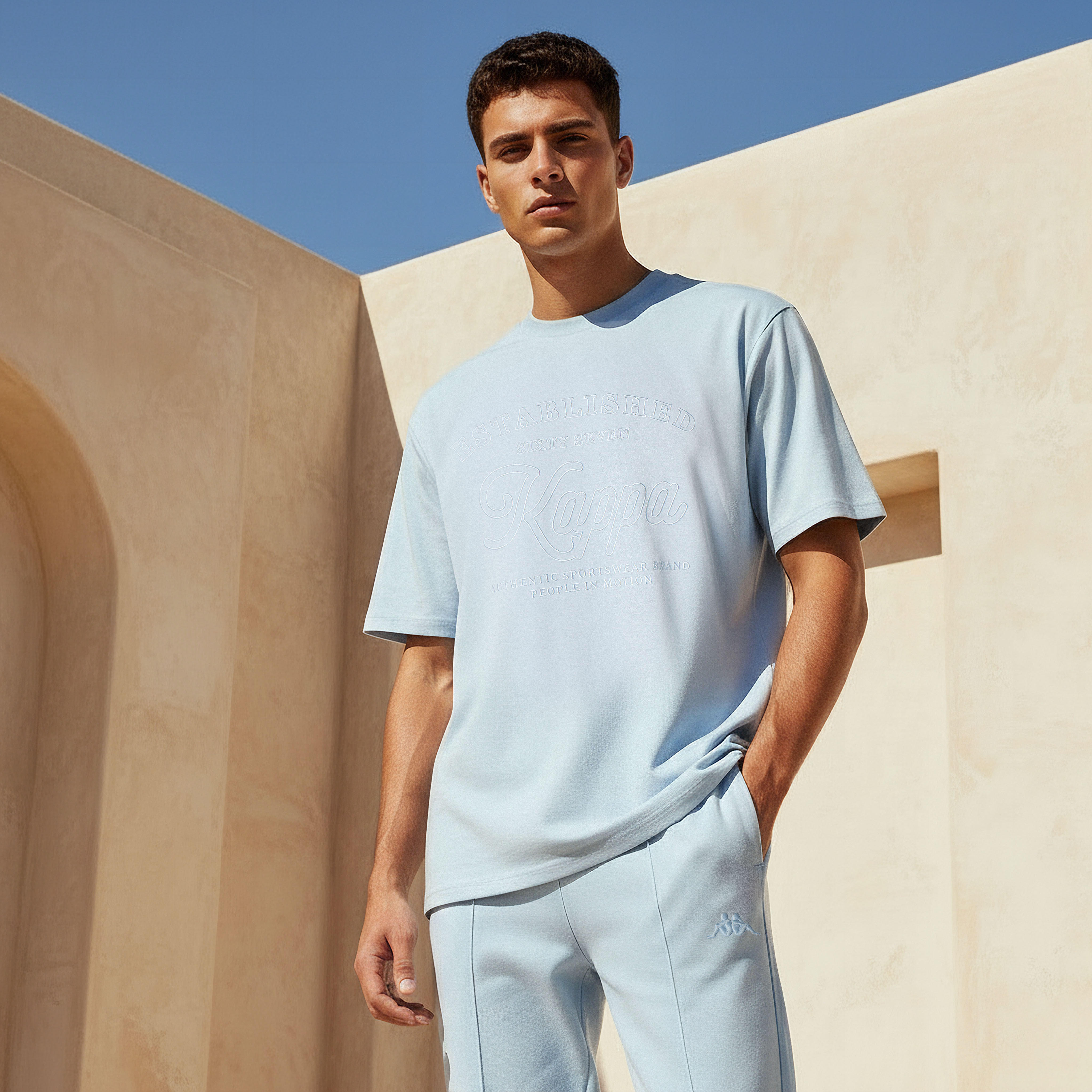 تيشيرت مطرز للرجال من كابا-men-clothing-sportswearandactivewear-tshirtsandpolos-image-4