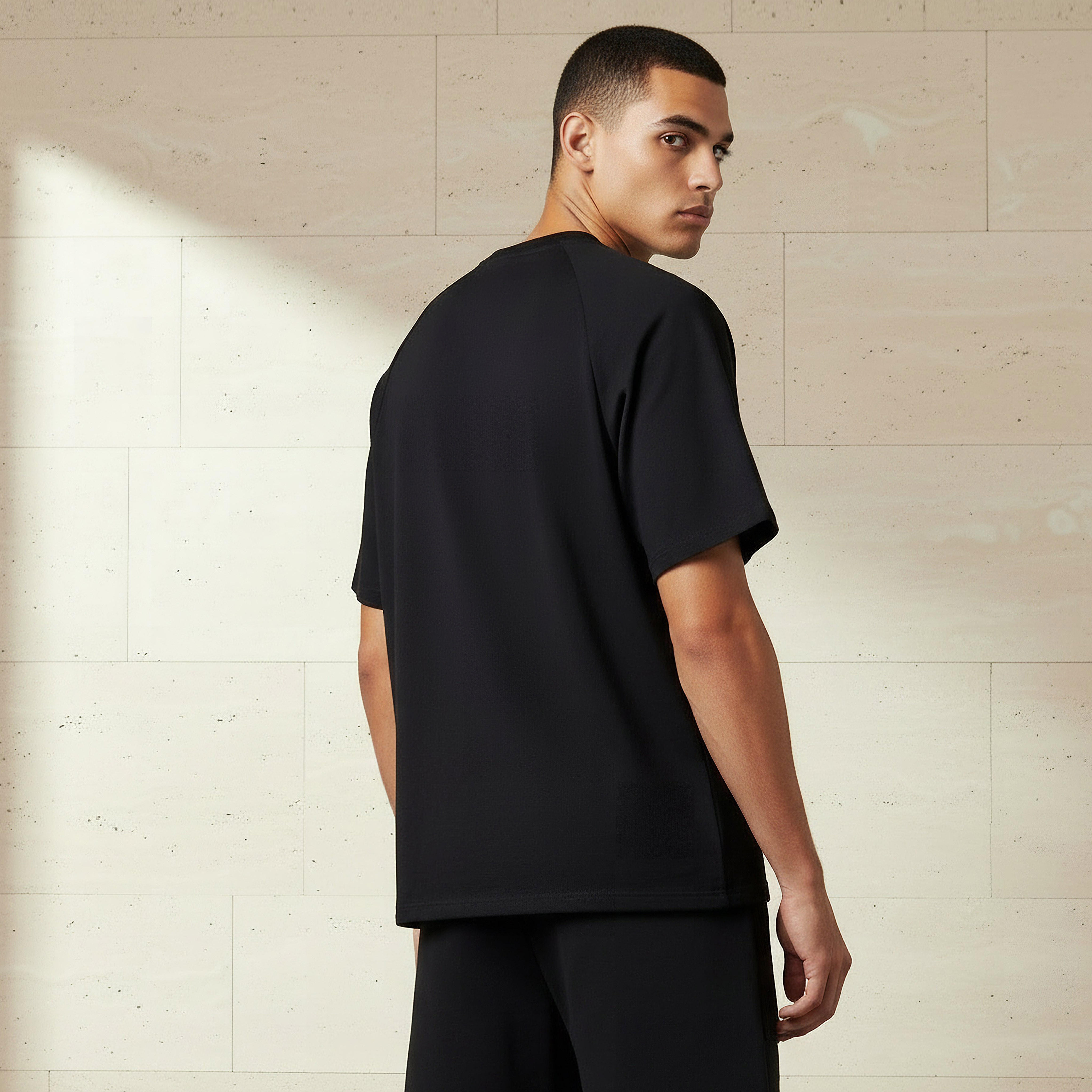 Love Pangolin Men Raglan Sleeves Oversized T-shirt-men-clothing-sportswearandactivewear-tshirtsandpolos-image-4