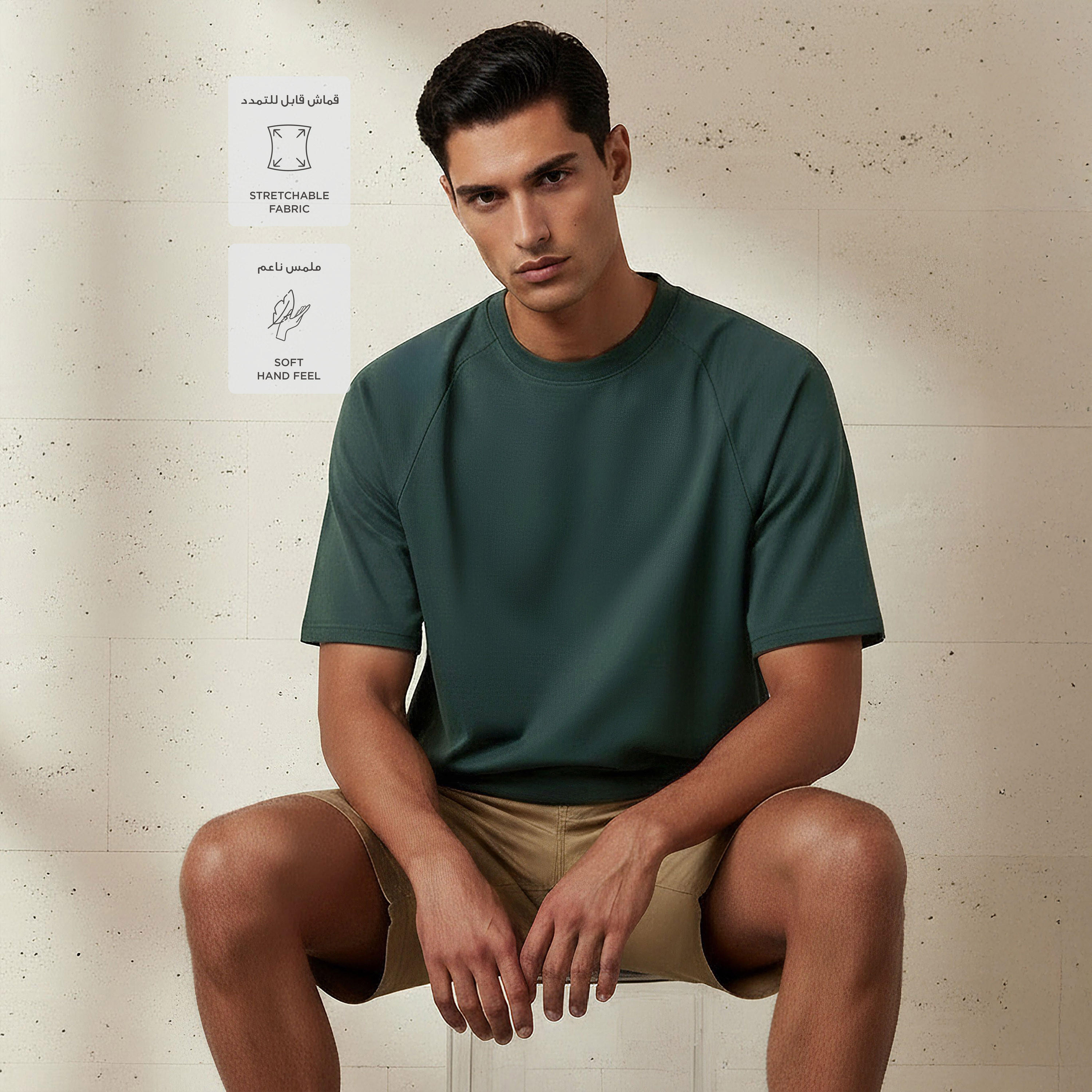 تيشيرت فضفاض بأكمام قصيرة للرجال من لاف بانجولين-men-clothing-sportswearandactivewear-tshirtsandpolos-image-2