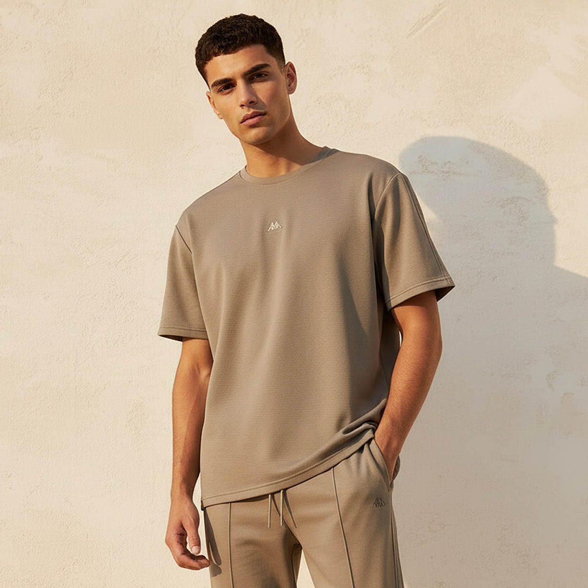 Kappa Logo Embroidered T-shirt-men-clothing-sportswearandactivewear-tshirtsandpolos-image-1