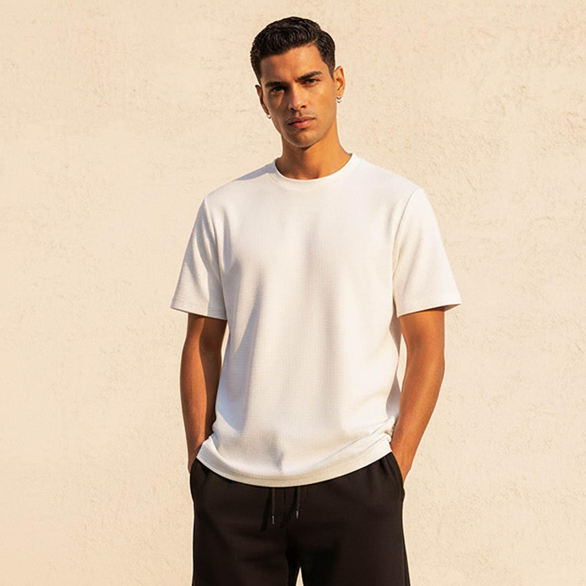 تيشيرت بنمط وافل بارز الملمس للرجال من لاف بانجولين-men-clothing-sportswearandactivewear-tshirtsandpolos-image-1