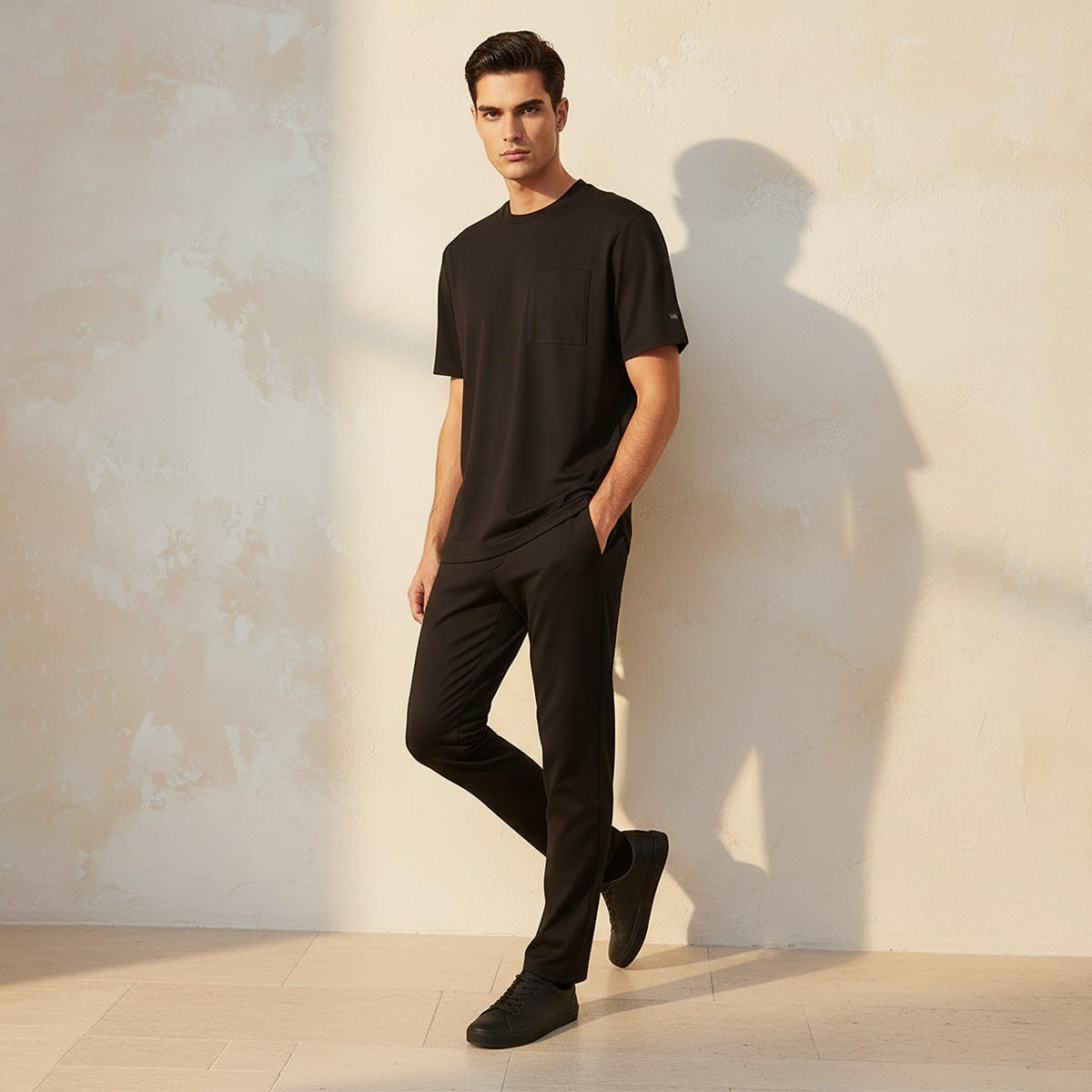 تيشيرت قابل للتمدد في اتجاهين من لاف بانجولين-men-clothing-sportswearandactivewear-tshirtsandpolos-image-3