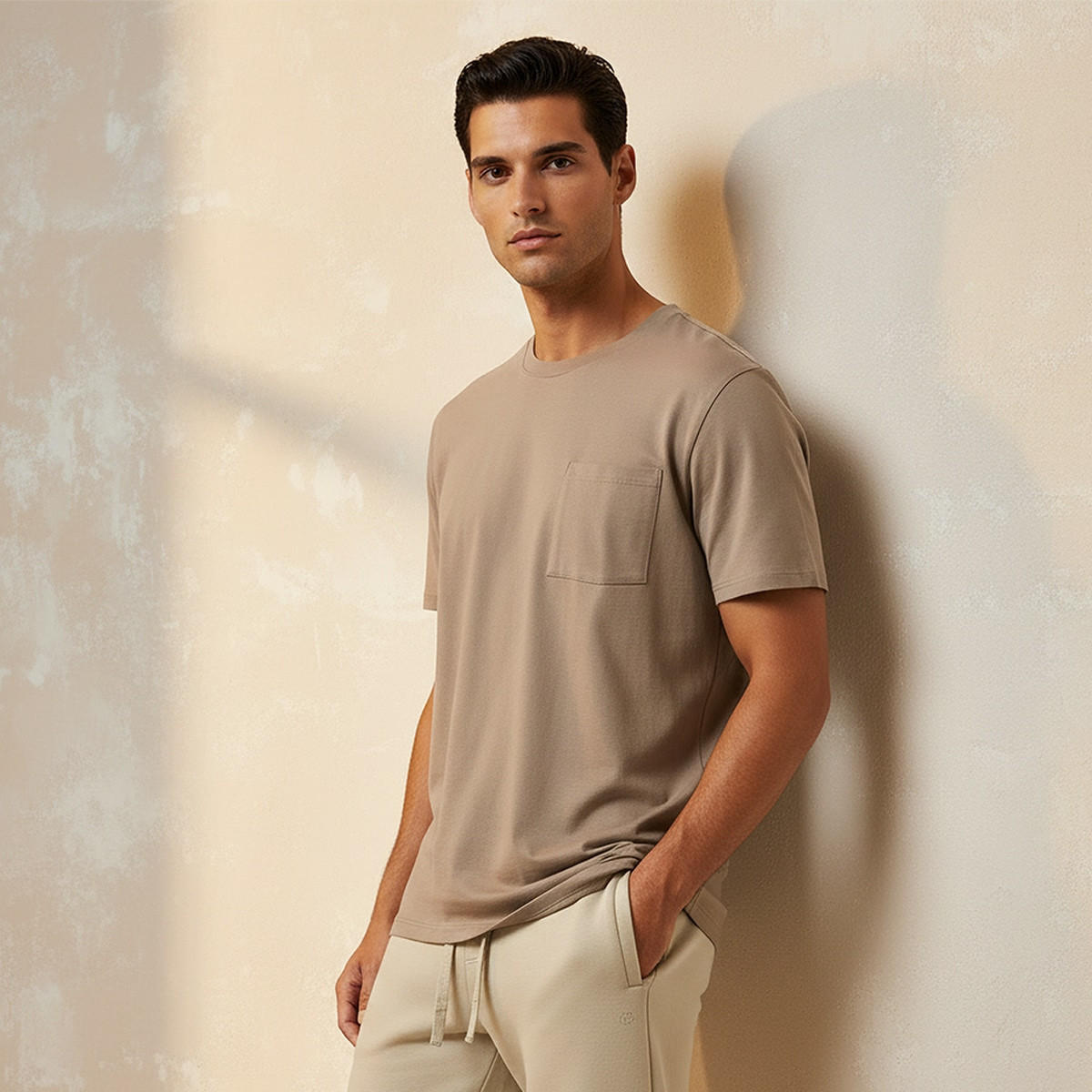تيشيرت قابل للتمدد في اتجاهين من لاف بانجولين-men-clothing-sportswearandactivewear-tshirtsandpolos-image-1