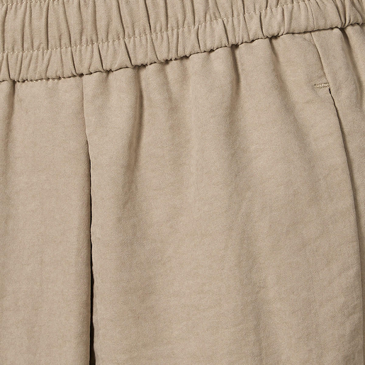 بنطلون غير مطاطي من لاف بانجولين-men-clothing-bottoms-trousersandchinos-trousers-image-2