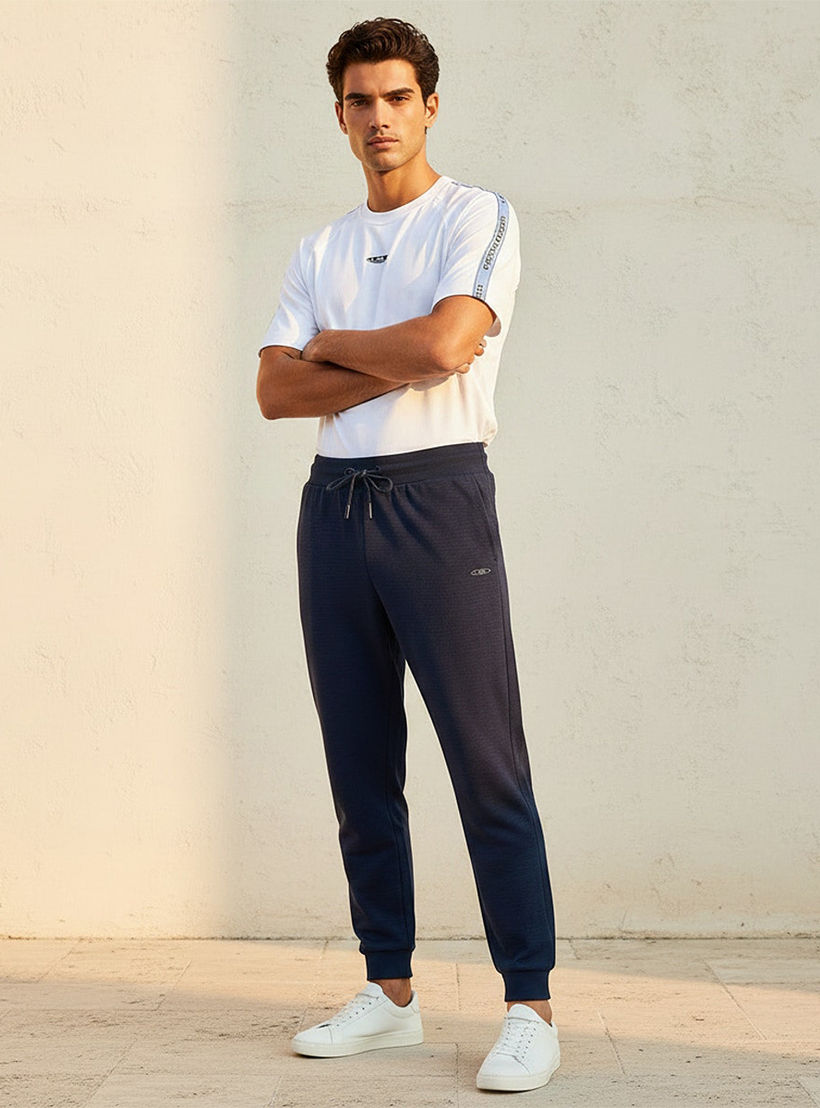 بنطلون جوجرز بملمس بارز من كابا-men-clothing-sportswearandactivewear-bottoms-joggers-image-3