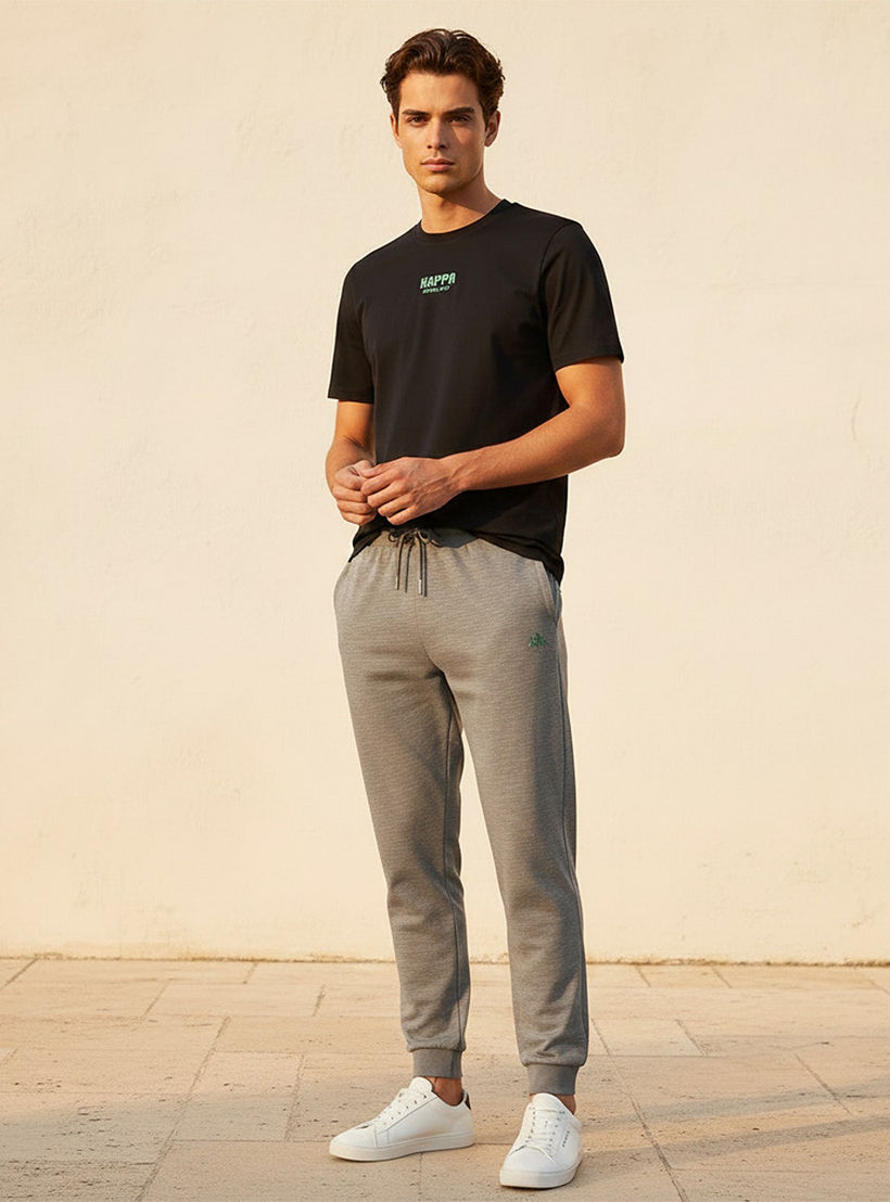 بنطلون جوجرز بملمس بارز من كابا-men-clothing-sportswearandactivewear-bottoms-joggers-image-5