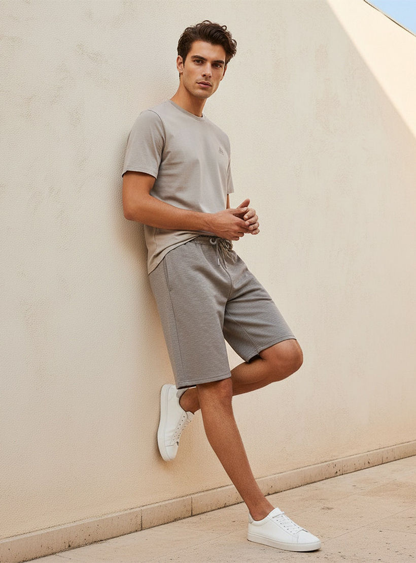 شورت رجالي مريح بمرونة فائقة وملمس بارز من كابا-men-clothing-bottoms-shorts-image-3