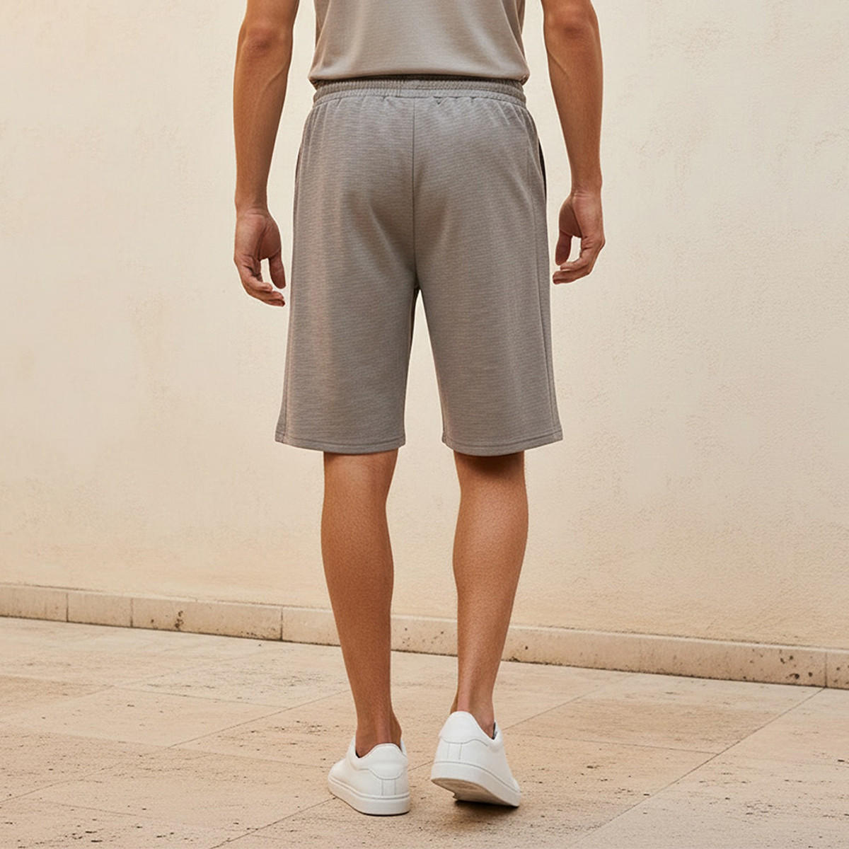 شورت رجالي مريح بمرونة فائقة وملمس بارز من كابا-men-clothing-bottoms-shorts-image-4