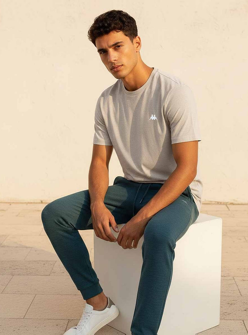 تيشيرت رياضي مطاطي بملمس بارز من كابا-men-clothing-sportswearandactivewear-tshirtsandpolos-image-5