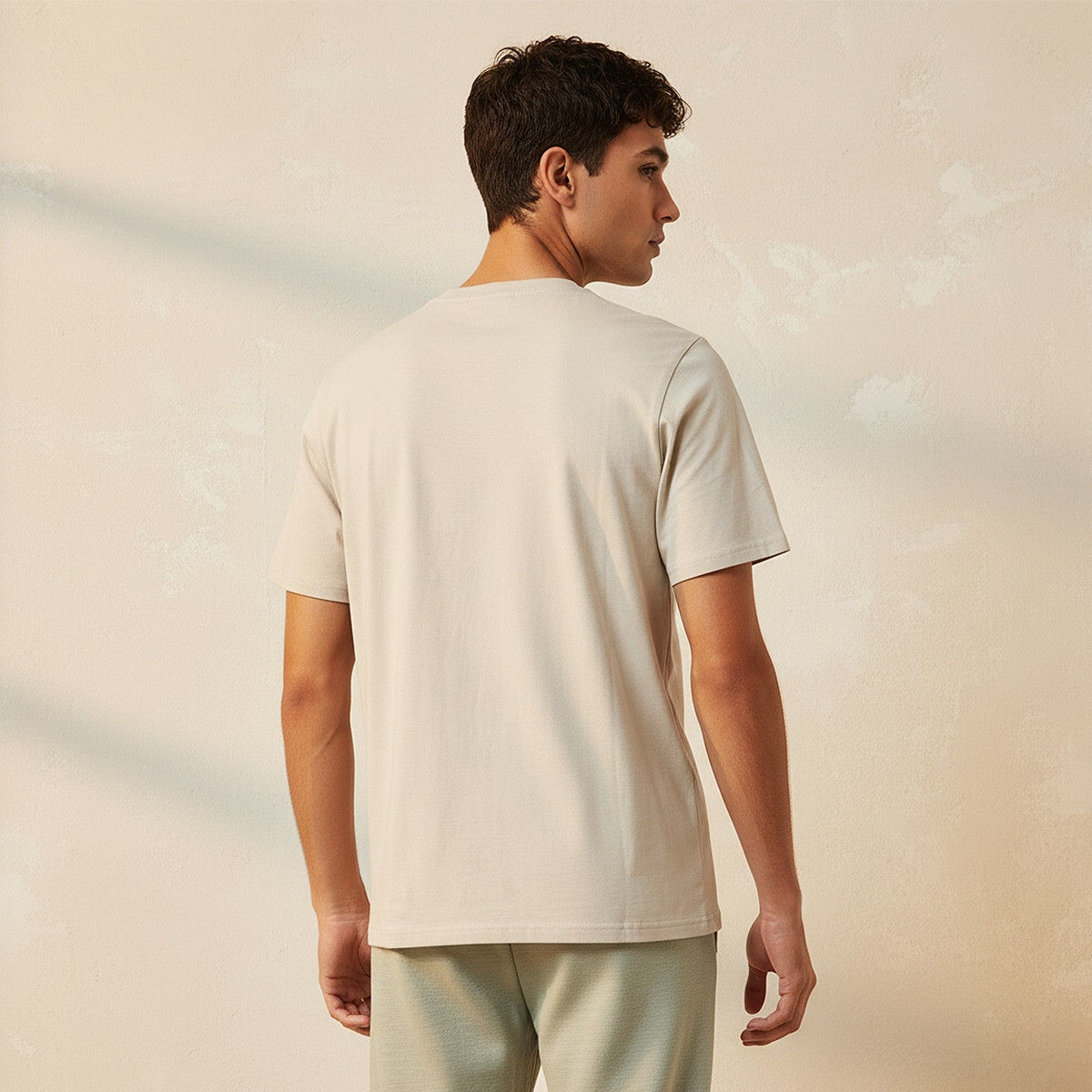 تيشيرت بطبعات شعار من كابا-men-clothing-sportswearandactivewear-tshirtsandpolos-image-9