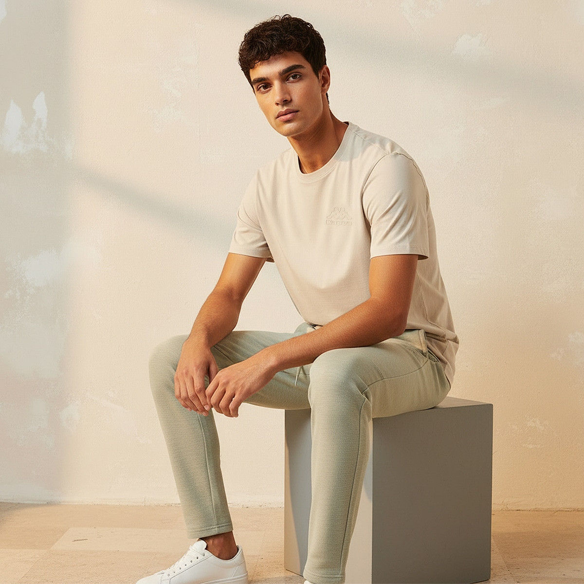 تيشيرت بطبعات شعار من كابا-men-clothing-sportswearandactivewear-tshirtsandpolos-image-10