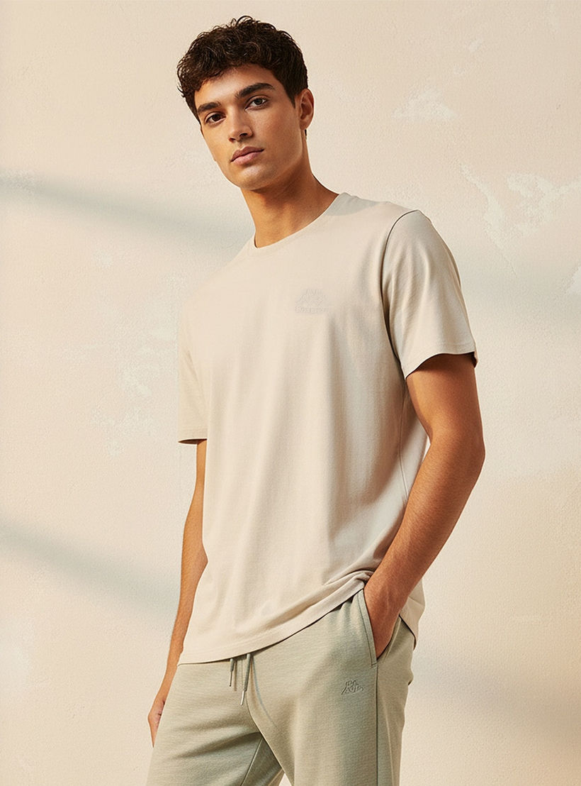 تيشيرت بطبعات شعار من كابا-men-clothing-sportswearandactivewear-tshirtsandpolos-image-6