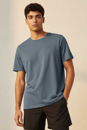 تيشيرت بطبعات شعار من كابا-men-clothing-sportswearandactivewear-tshirtsandpolos-image-1