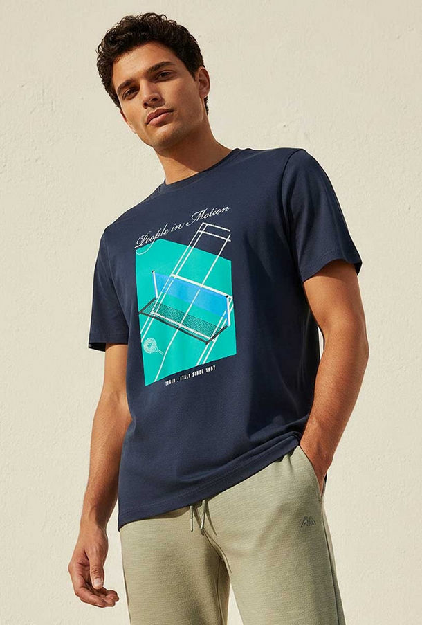 تيشيرت بطبعات الشعار من كابا-men-clothing-sportswearandactivewear-tshirtsandpolos-image-1