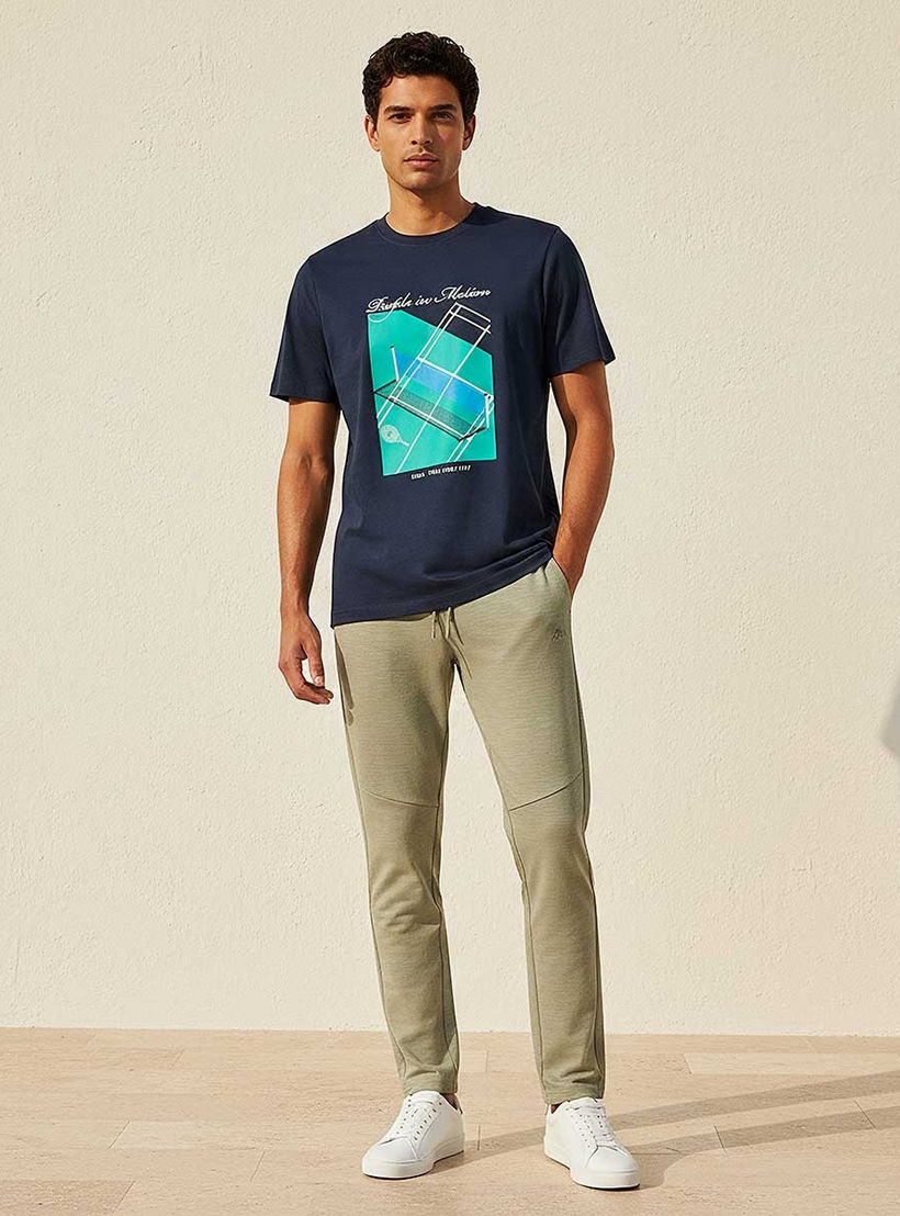 تيشيرت بطبعات الشعار من كابا-men-clothing-sportswearandactivewear-tshirtsandpolos-image-3