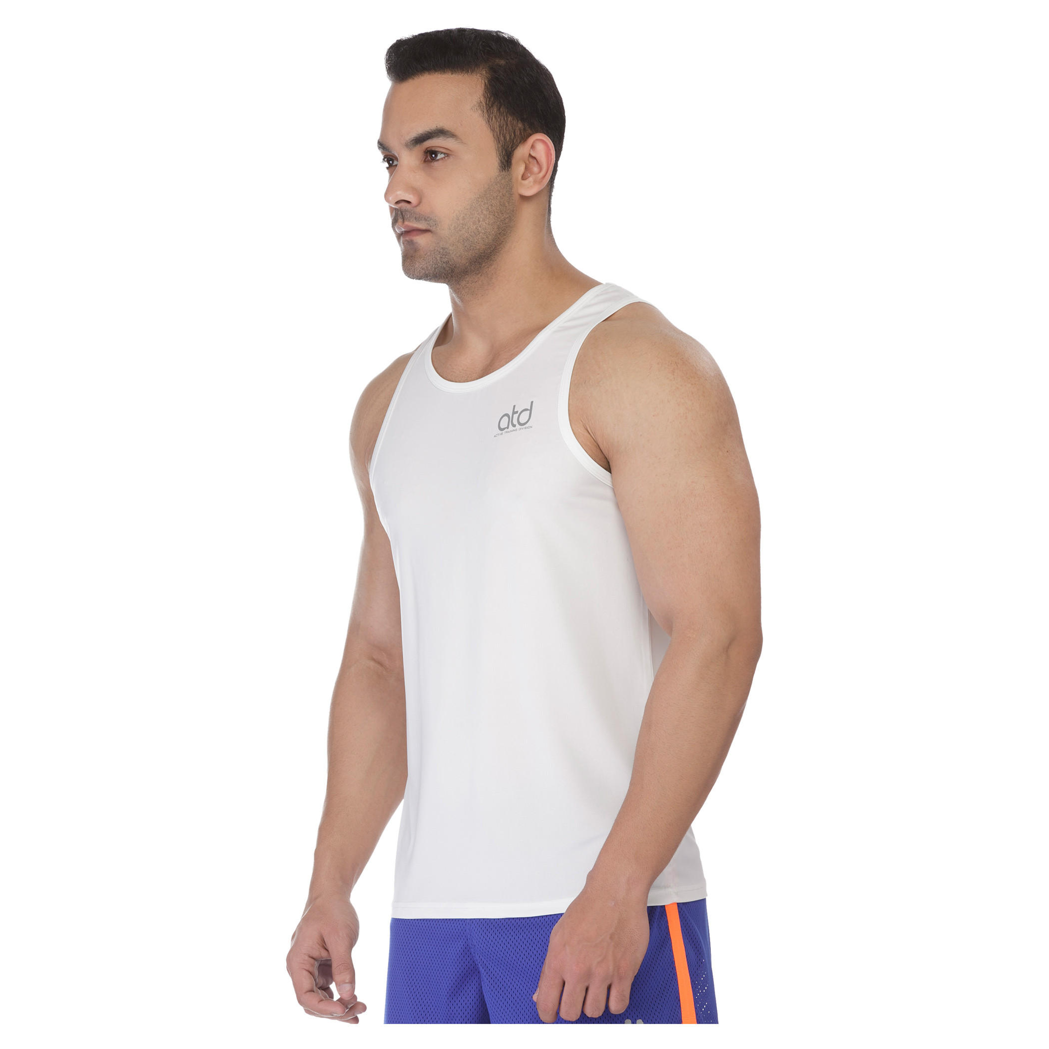 Sleeveless T-shirt-men-clothing-sportswearandactivewear-tshirtsandpolos-image-3