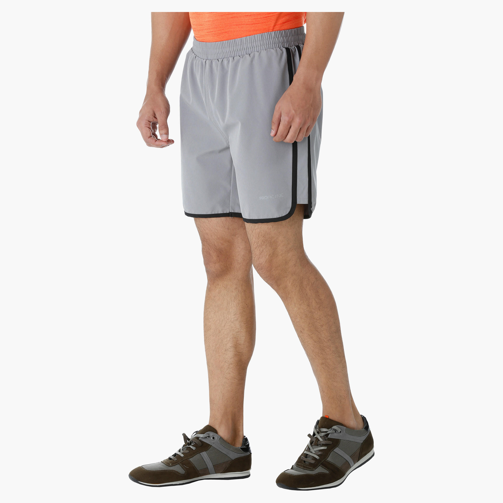 Woven Shorts in Regular Fit-men-clothing-sportswearandactivewear-bottoms-image-3