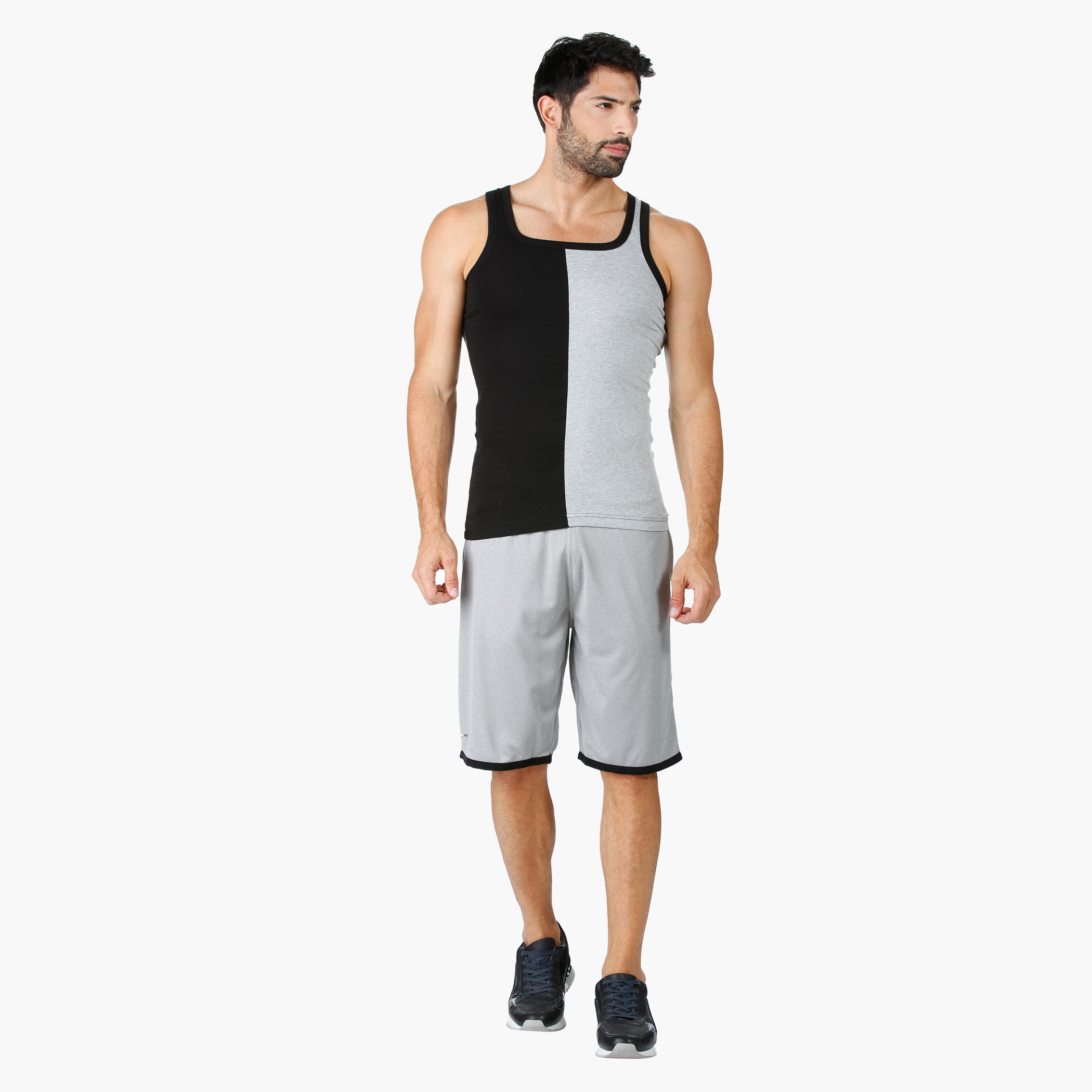 Woven Shorts in Regular Fit-men-clothing-sportswearandactivewear-bottoms-image-15