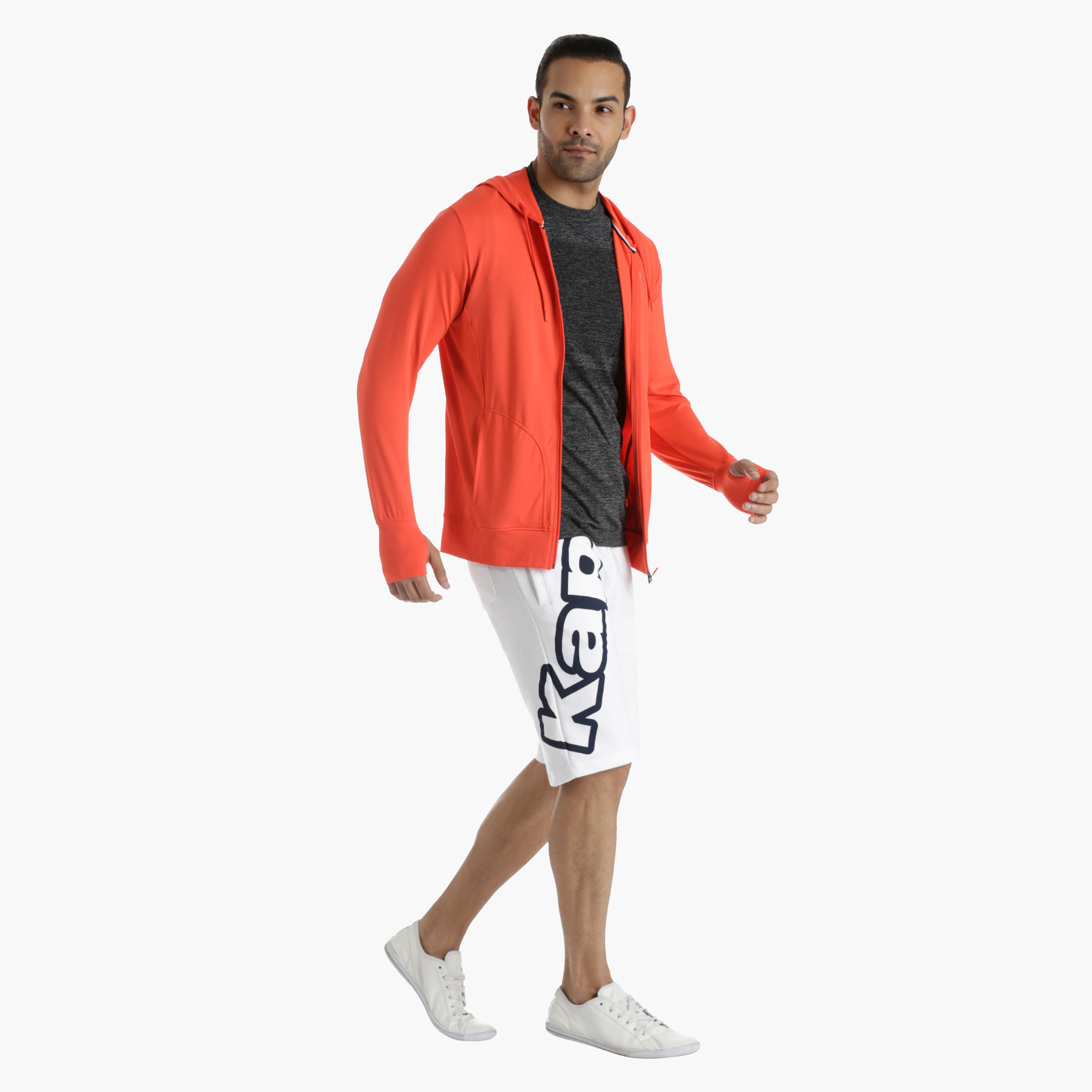 Hooded Sweatshirt in Regular Fit-men-winterwear-hoodiesandsweatshirts-image-5