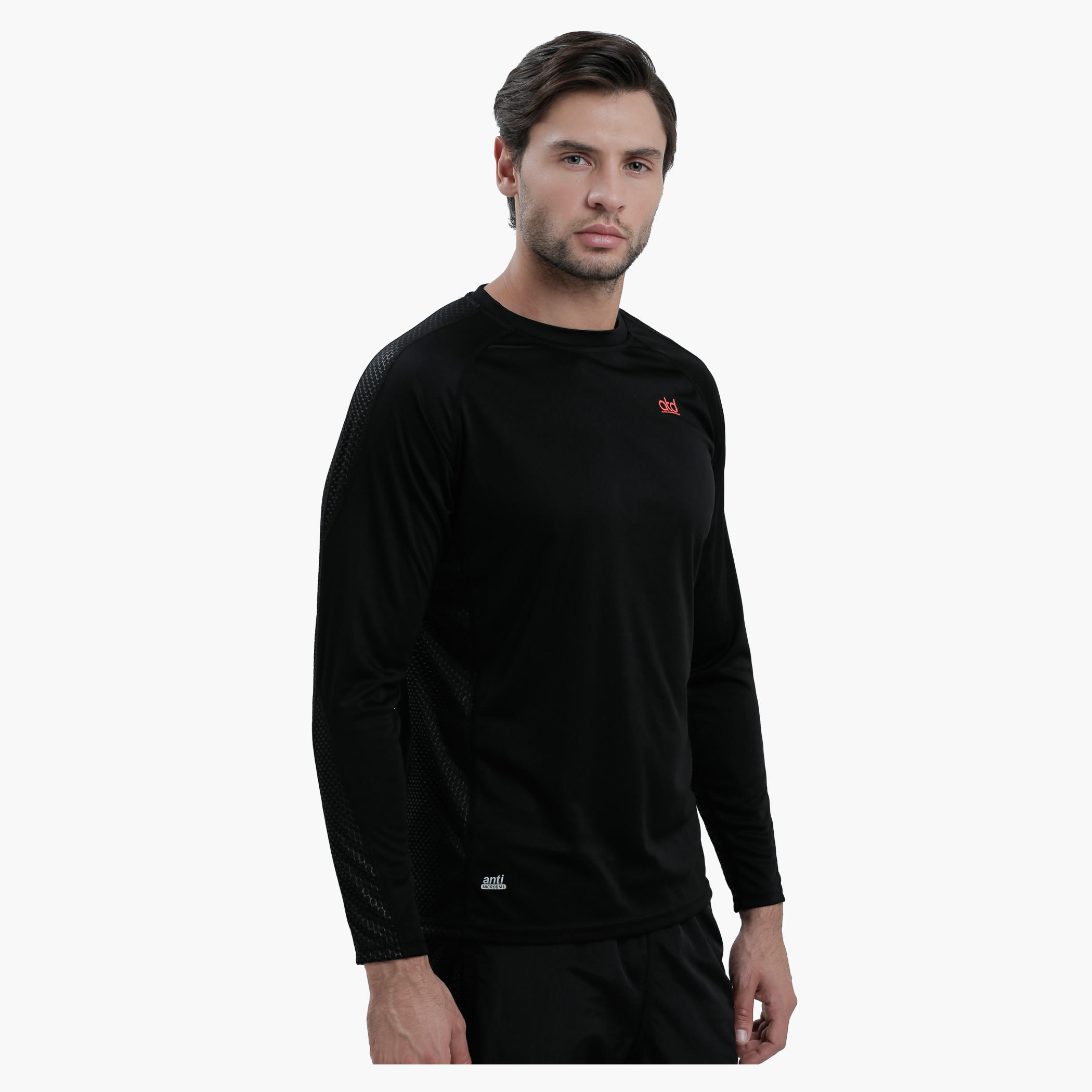 Crew Neck T-Shirt with Long Sleeves-men-clothing-sportswearandactivewear-tshirtsandpolos-image-1