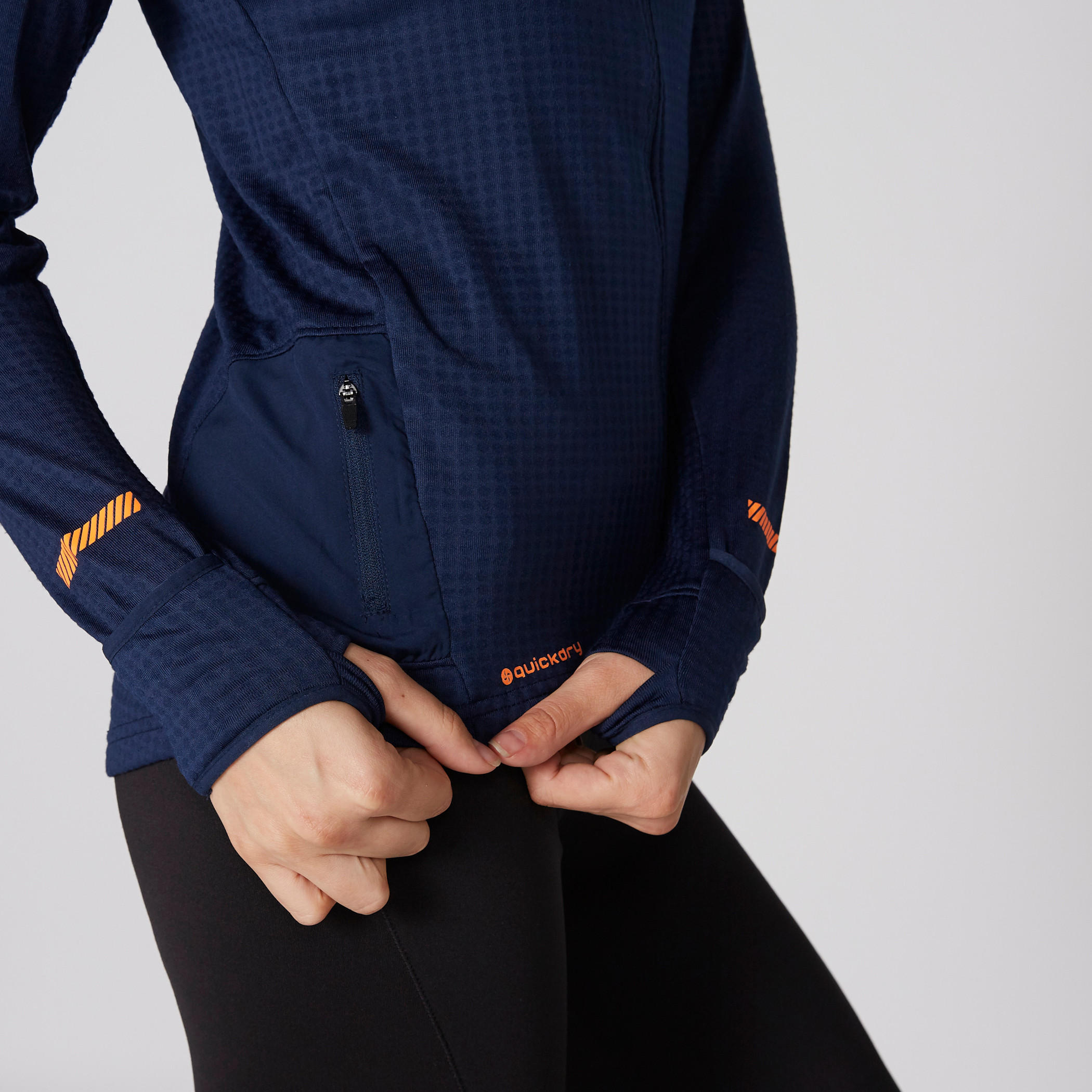 جاكيت بارز الملمس بأكمام طويلة وسحّاب إغلاق-women-clothing-sportswearandactivewear-coatsandjackets-jackets-image-4