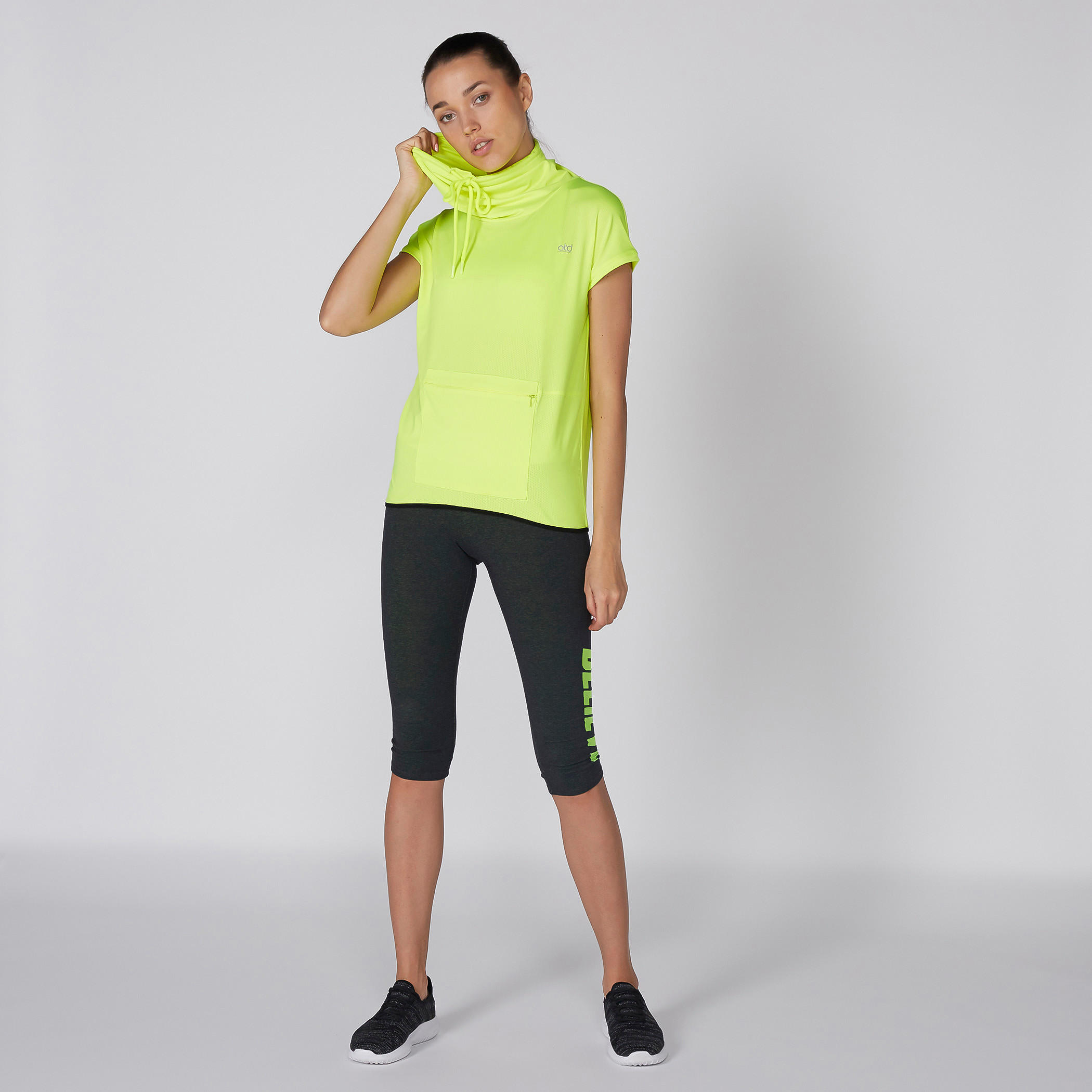بلوزة بقبعة وأكمام متصلة وجيب بسحّاب-women-clothing-shirtsandblouses-blouses-image-1
