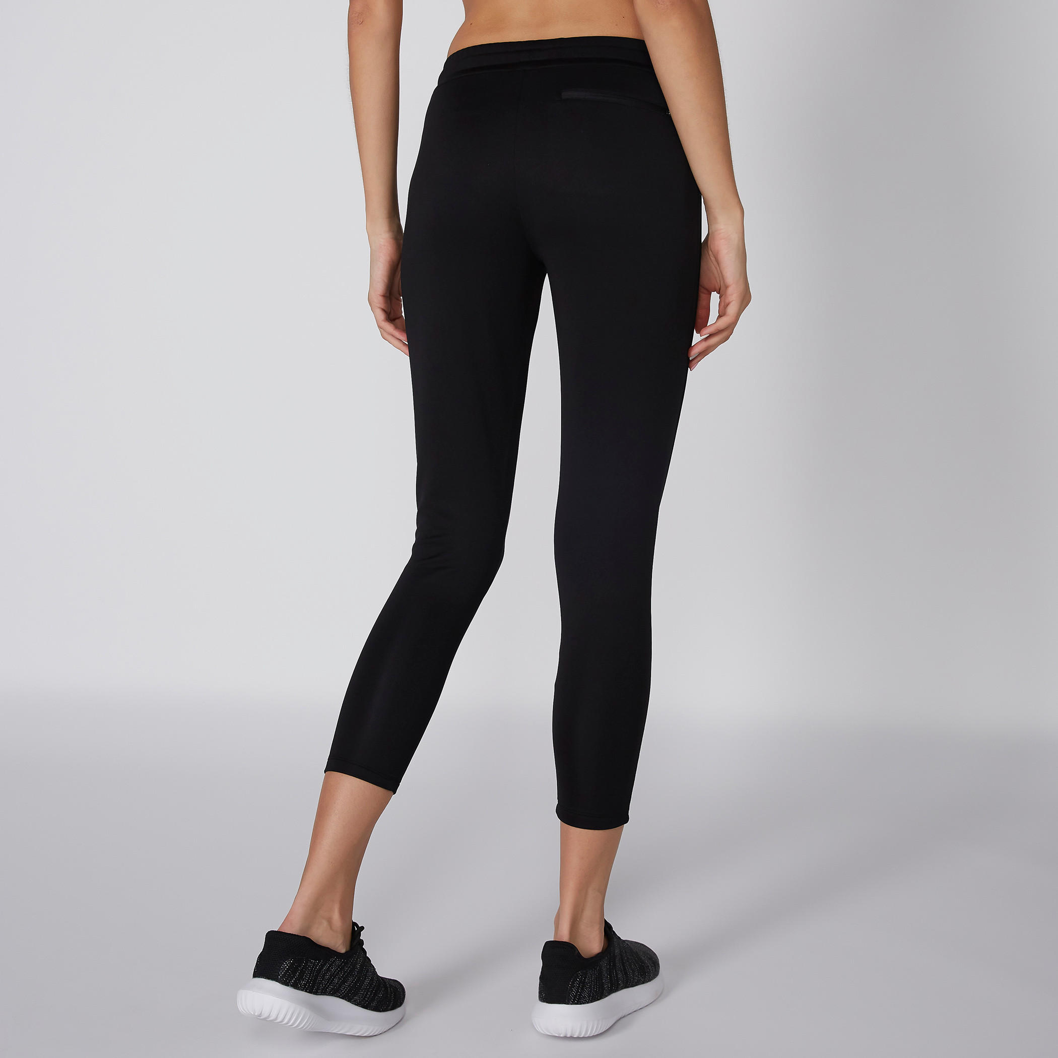 بنطال رياضي طويل برباط للإغلاق-women-clothing-sportswearandactivewear-bottoms-image-4