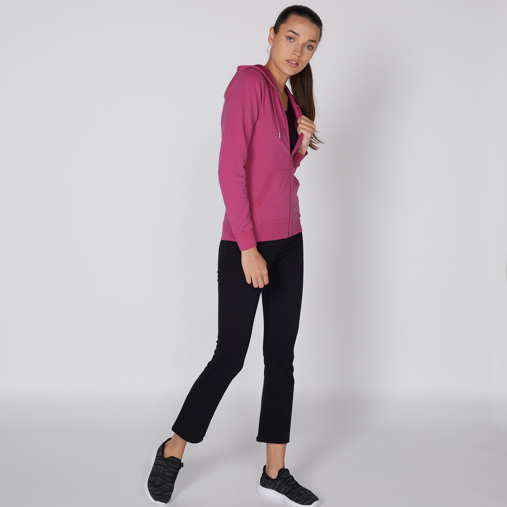 بنطال طويل برباط-women-clothing-sportswearandactivewear-bottoms-image-1