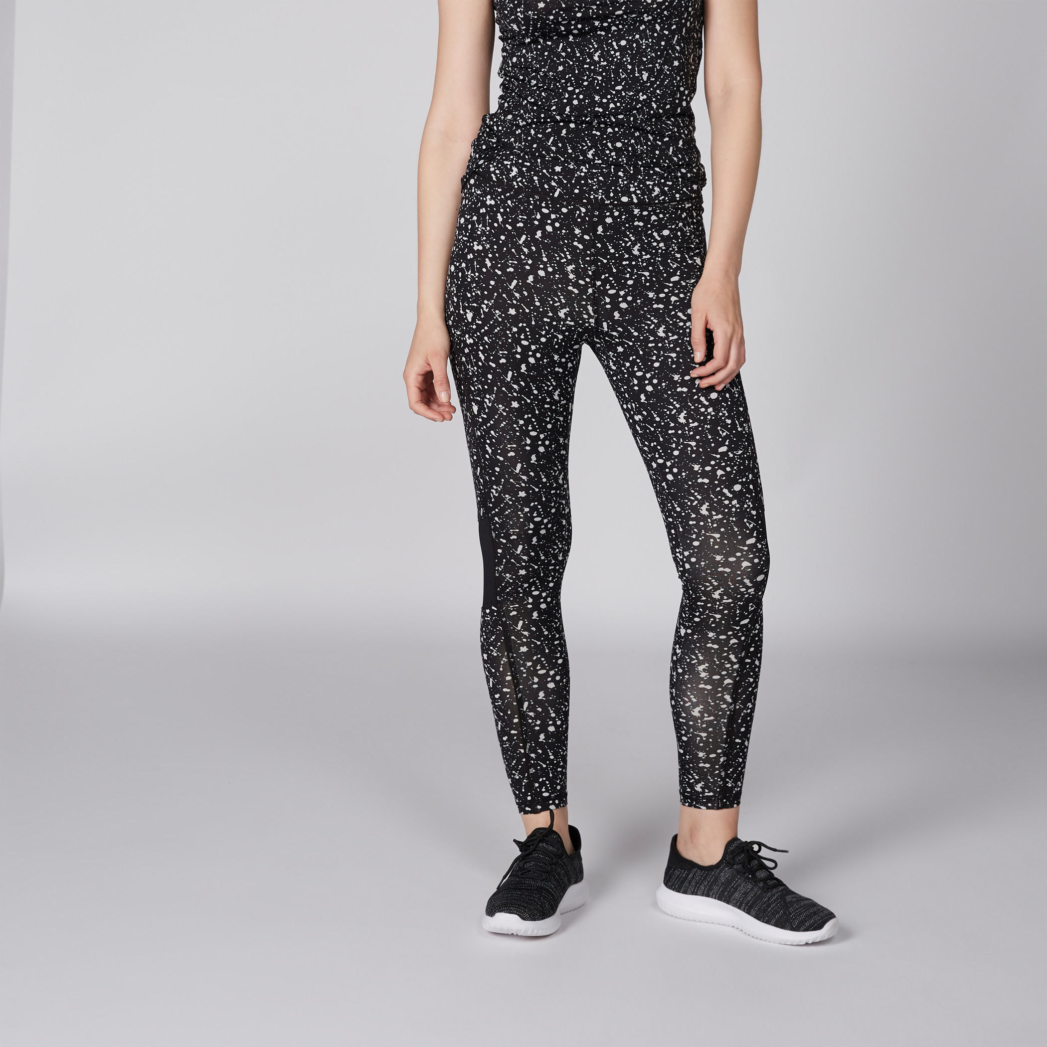 بنطال ليقنز طويل بخصر مطّاطي وطبعات-women-clothing-bottoms-leggings-image-2