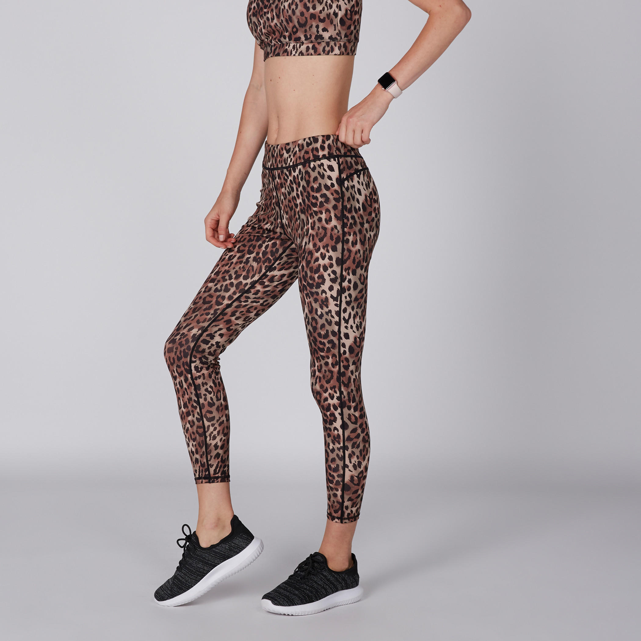بنطال ليقنز طويل بخصر مطّاطي وطبعات-women-clothing-bottoms-leggings-image-4