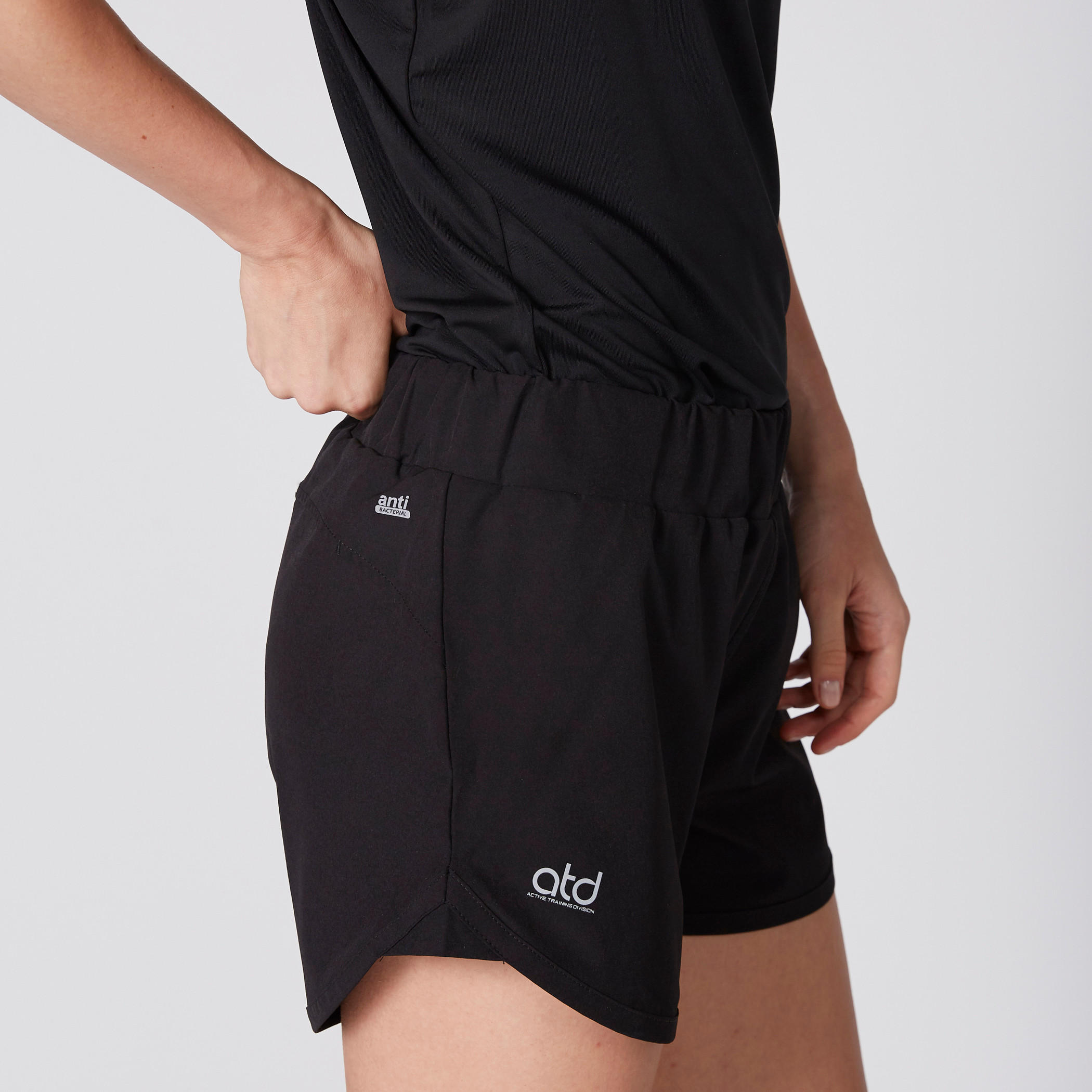 شورت بخصر مطّاطي-women-clothing-bottoms-shorts-image-3
