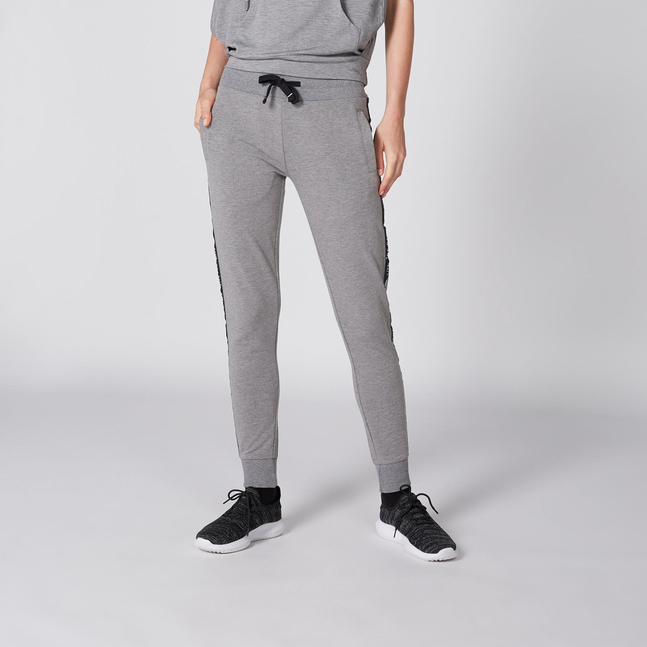 بنطال رياضي طويل بخصر مطاطي وشريطة-women-clothing-bottoms-joggers-image-2