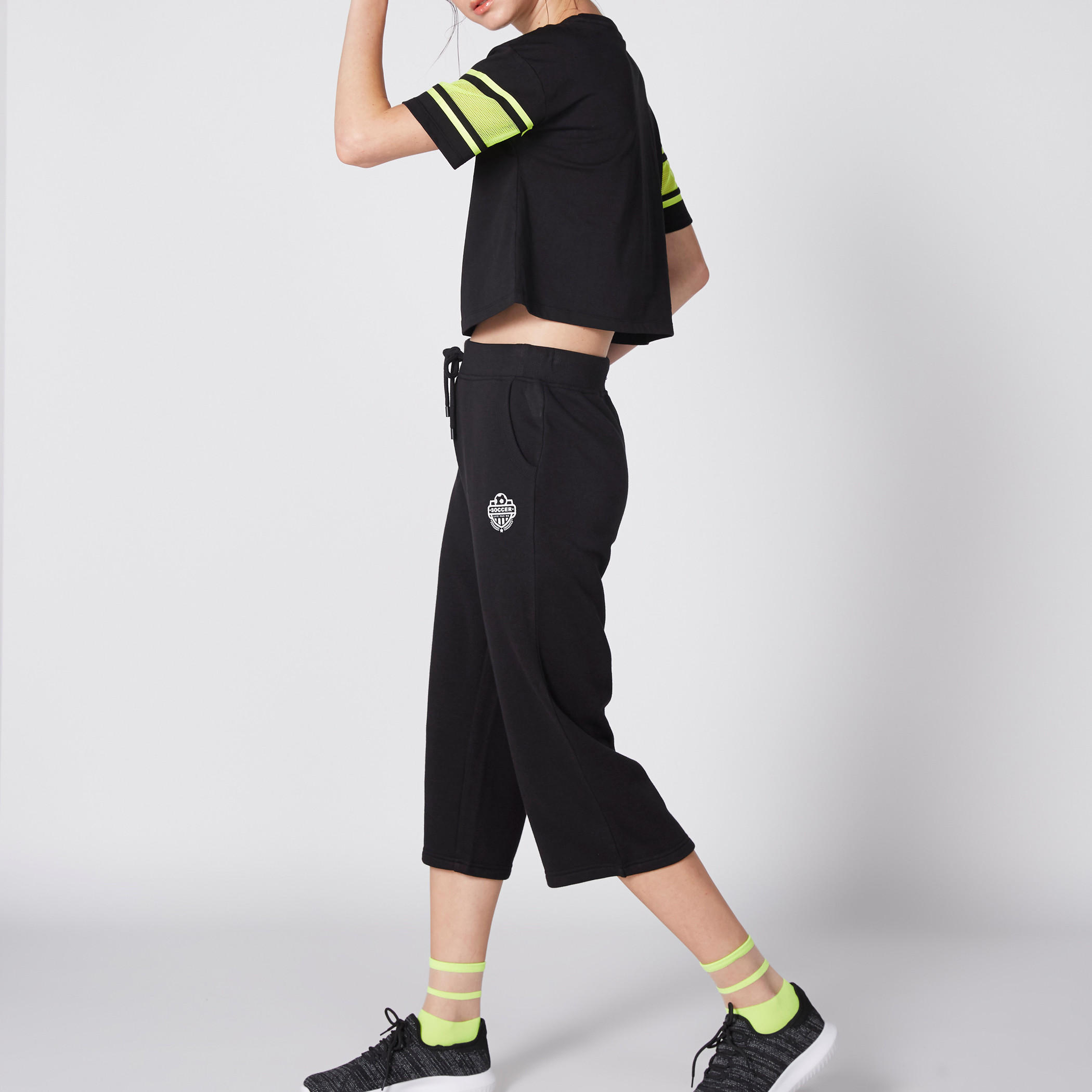 Pocket Detail Culottes with Elasticised Waistband and Drawstring-women-clothing-bottoms-trousers-image-4